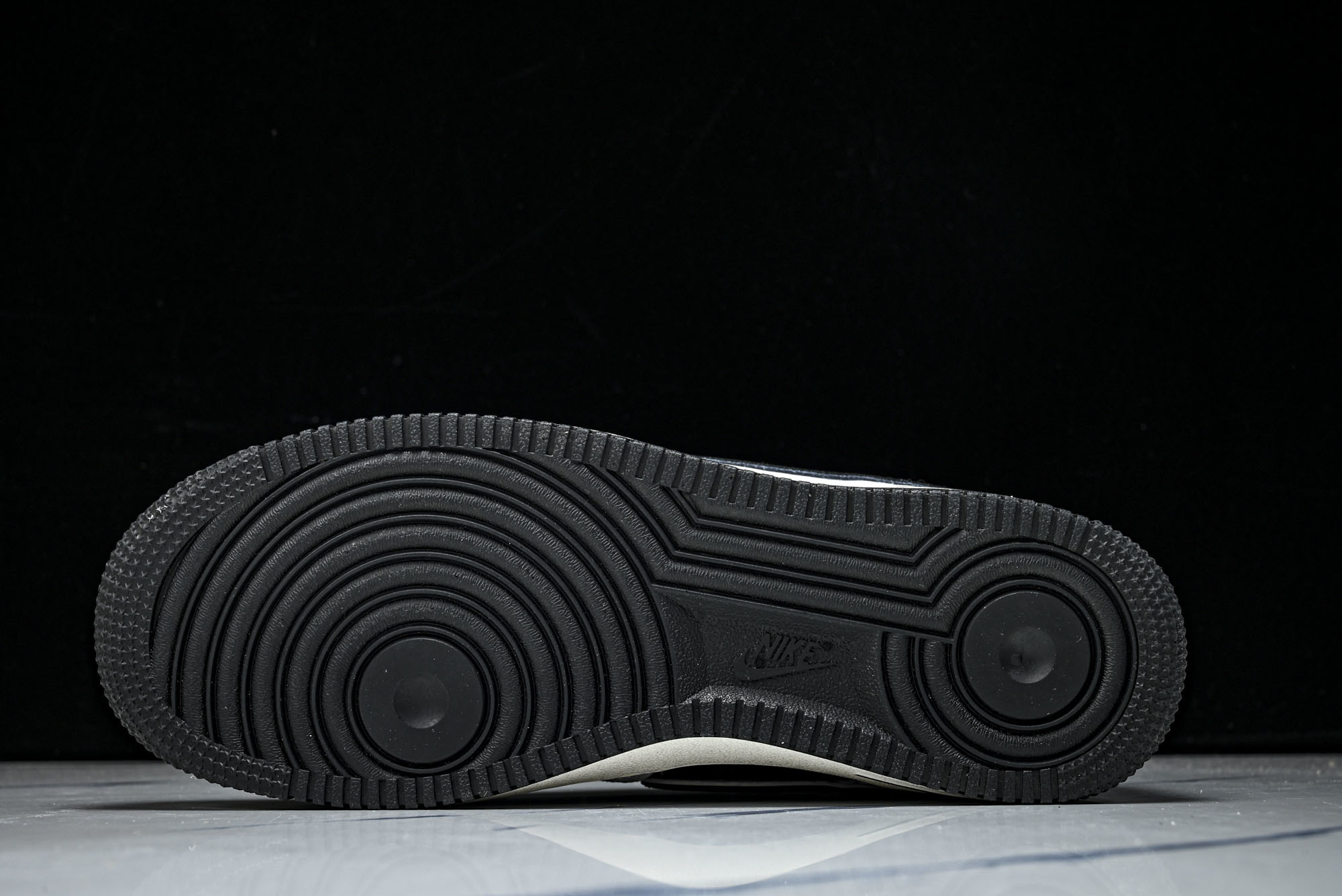 Nike Air Force 1'07 Low 空军一号低帮休闲板鞋 SS1979-00336 36.5