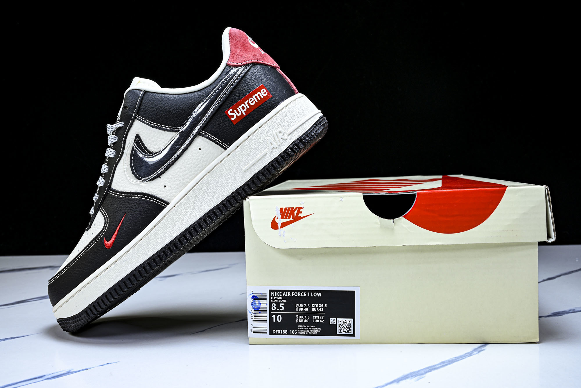 Nike Air Force 1'07 Low Supreme联名 米黑红 空军一号低帮休闲板鞋 DF0