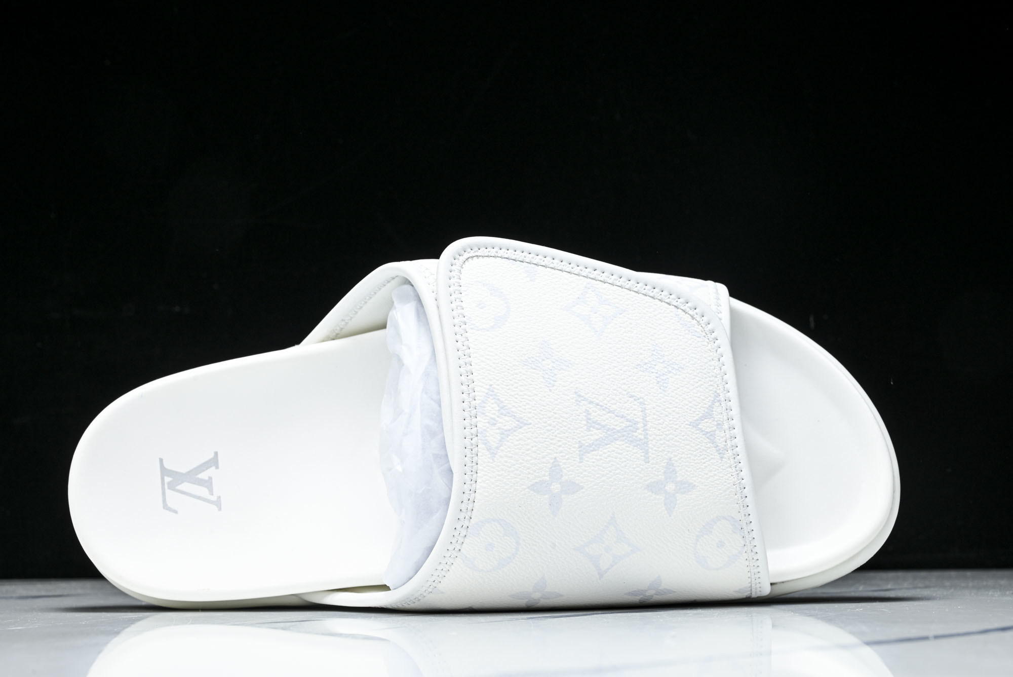 LV/路易威登男士凉鞋仿皮Monogram魔术贴鞋垫EVA底新款1AIXCQ2639 40 41 42 