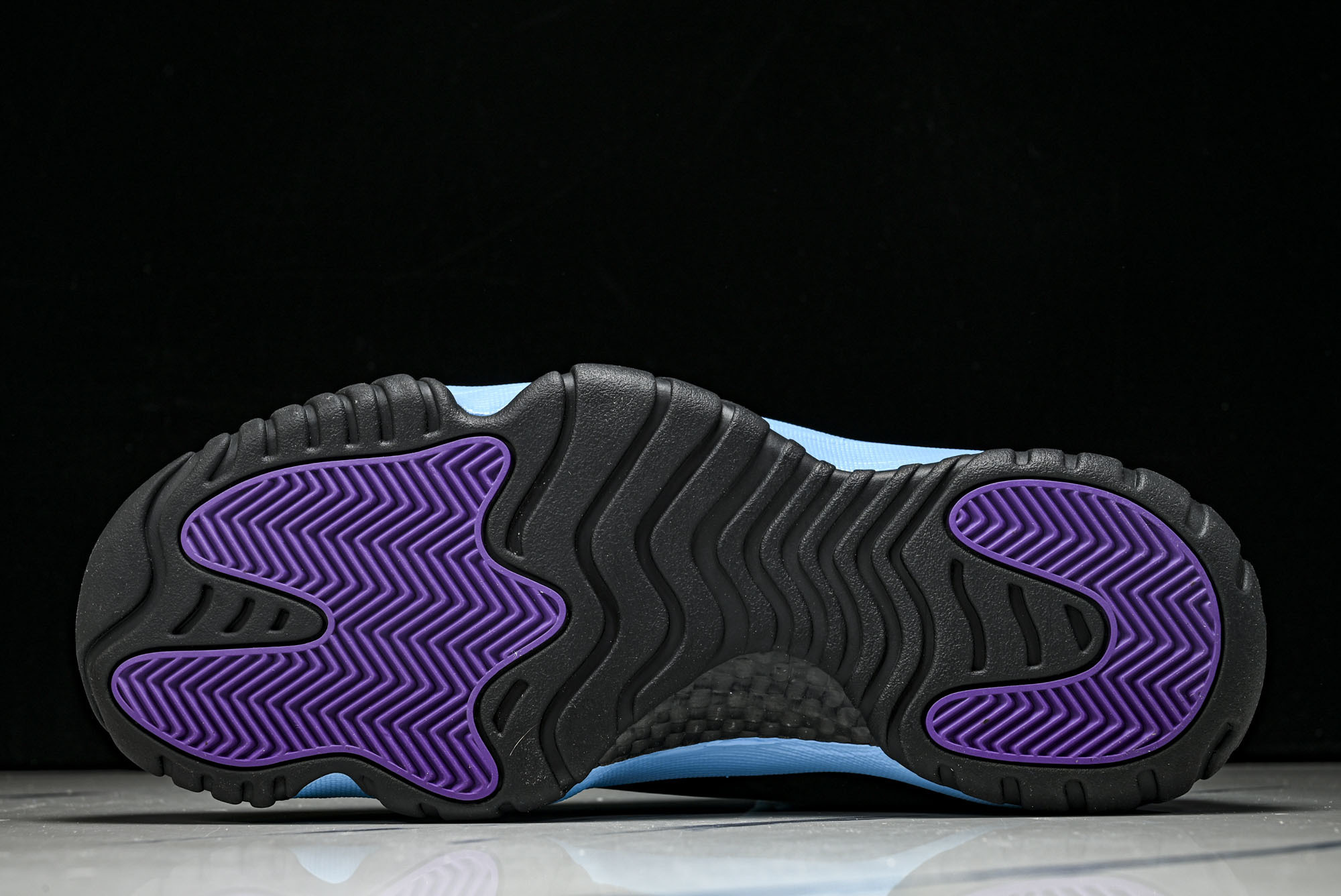 Air Jordan 11 Retro AJ11 乔11蓝黑 CT8012-440 YZ77740 40