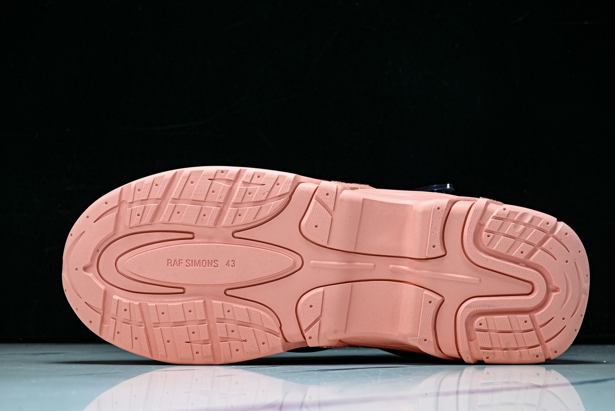 Raf Simons男女通用Cylon-21 拉夫 西蒙 厚底低帮运动鞋HRL尺码：37 38 39 4