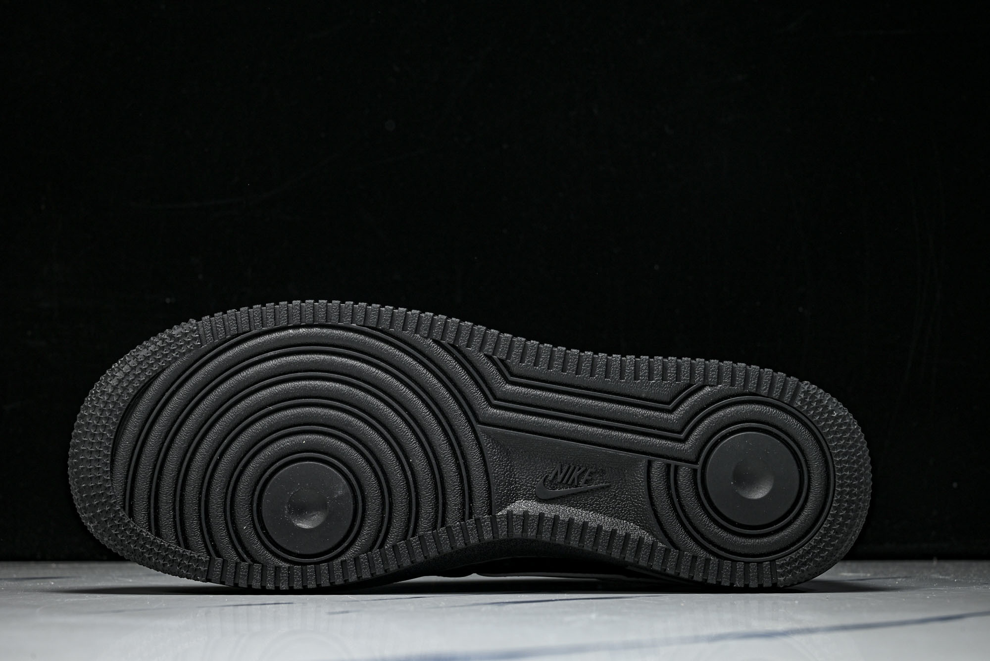 (MAX)NK Air Force 1 Low Supreme Black White 黑白 CU922