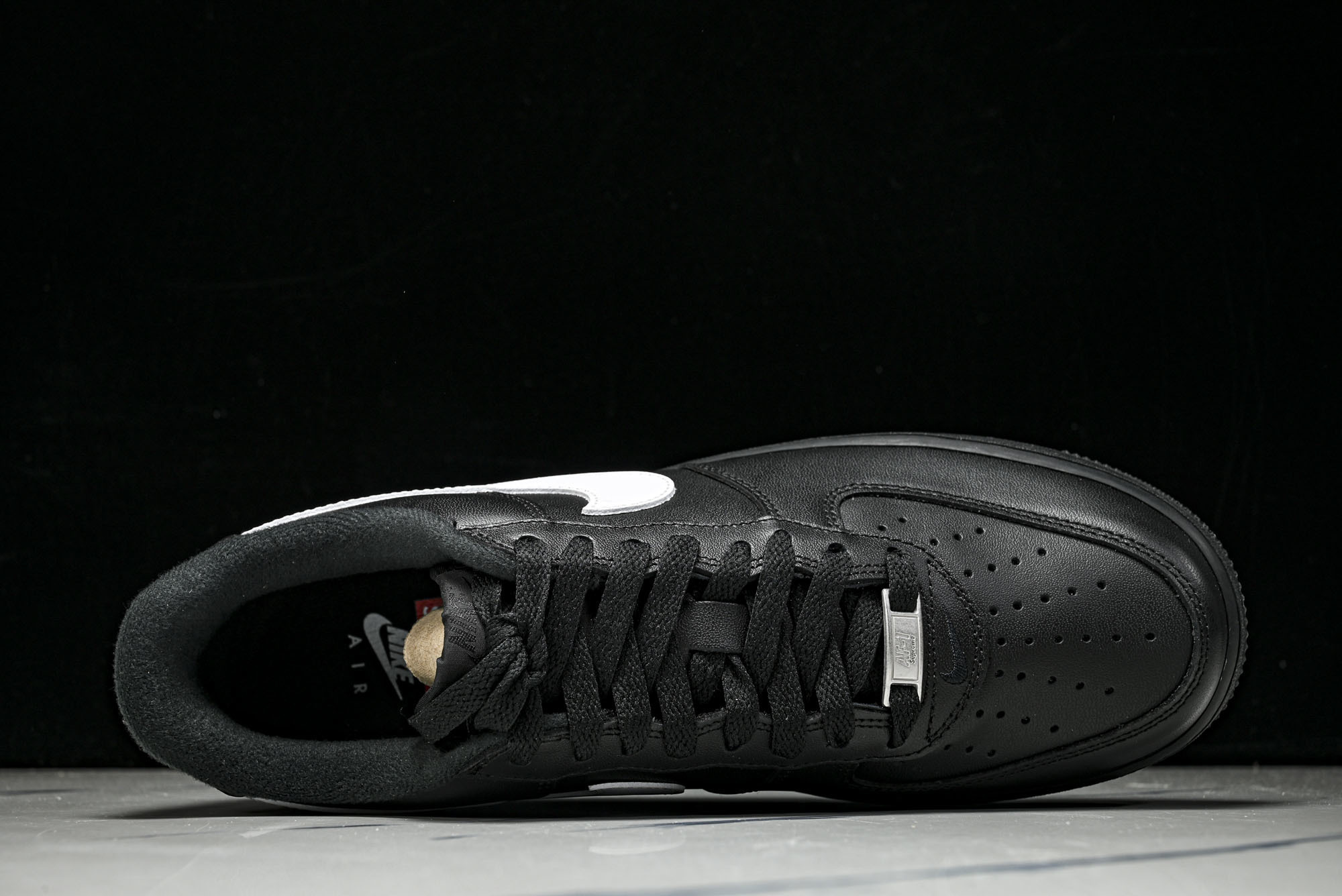 (MAX)NK Air Force 1 Low Supreme Black White 黑白 CU922