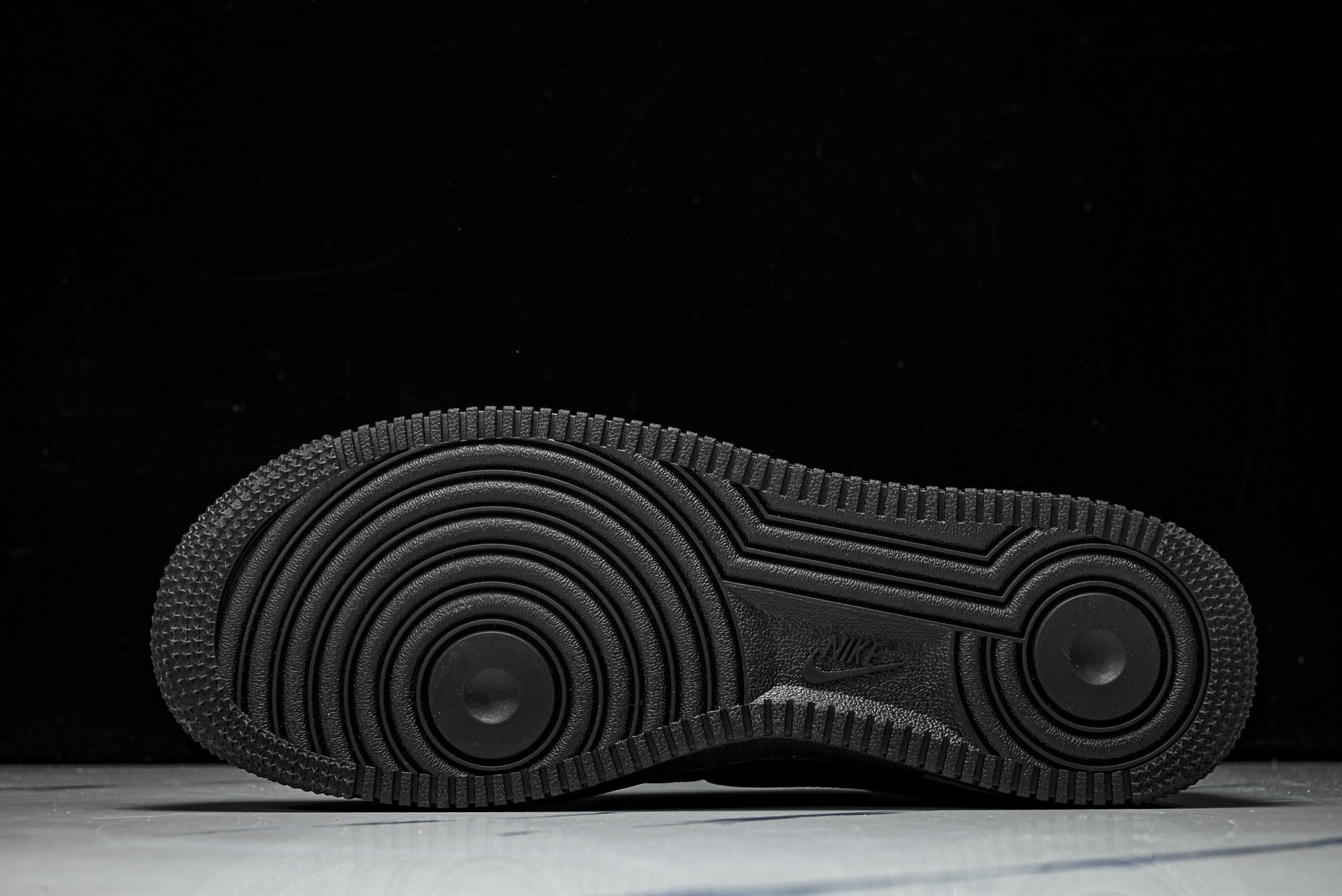 (MAX)NK Air Force 1 Low Supreme Black White 黑白 CU922