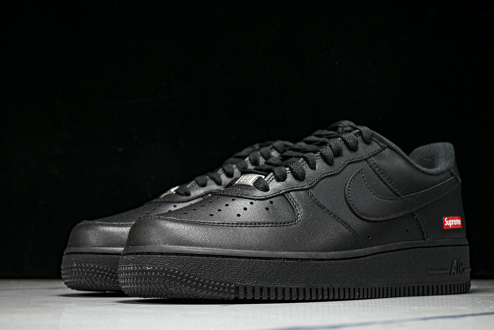 (MAX)NK Air Force 1 Low Supreme Black White 黑白 CU922