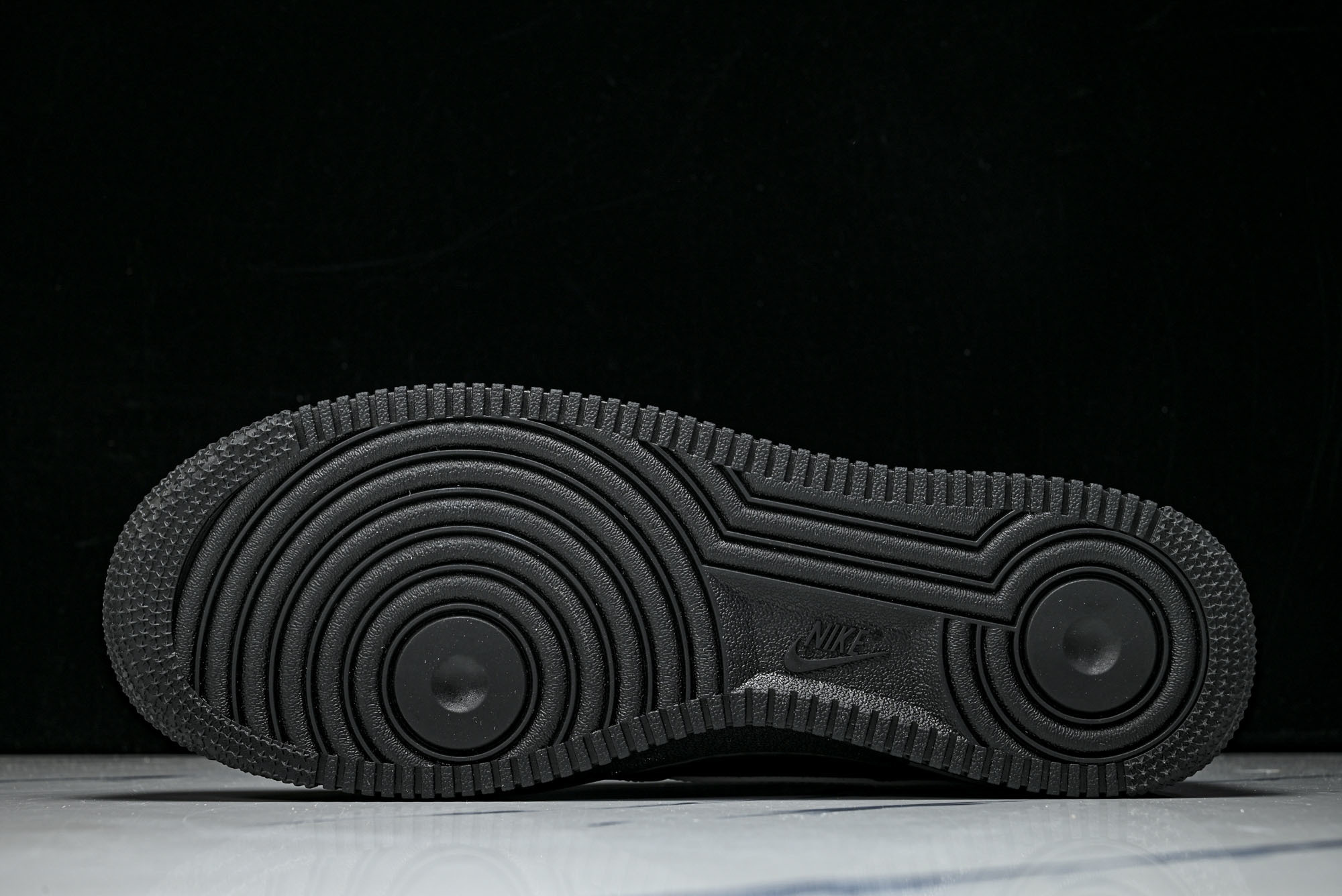 (MAX)Nk Air Force 1'07 Low 经典黑白勾 空军一号低帮休闲板鞋 FZ0627-0