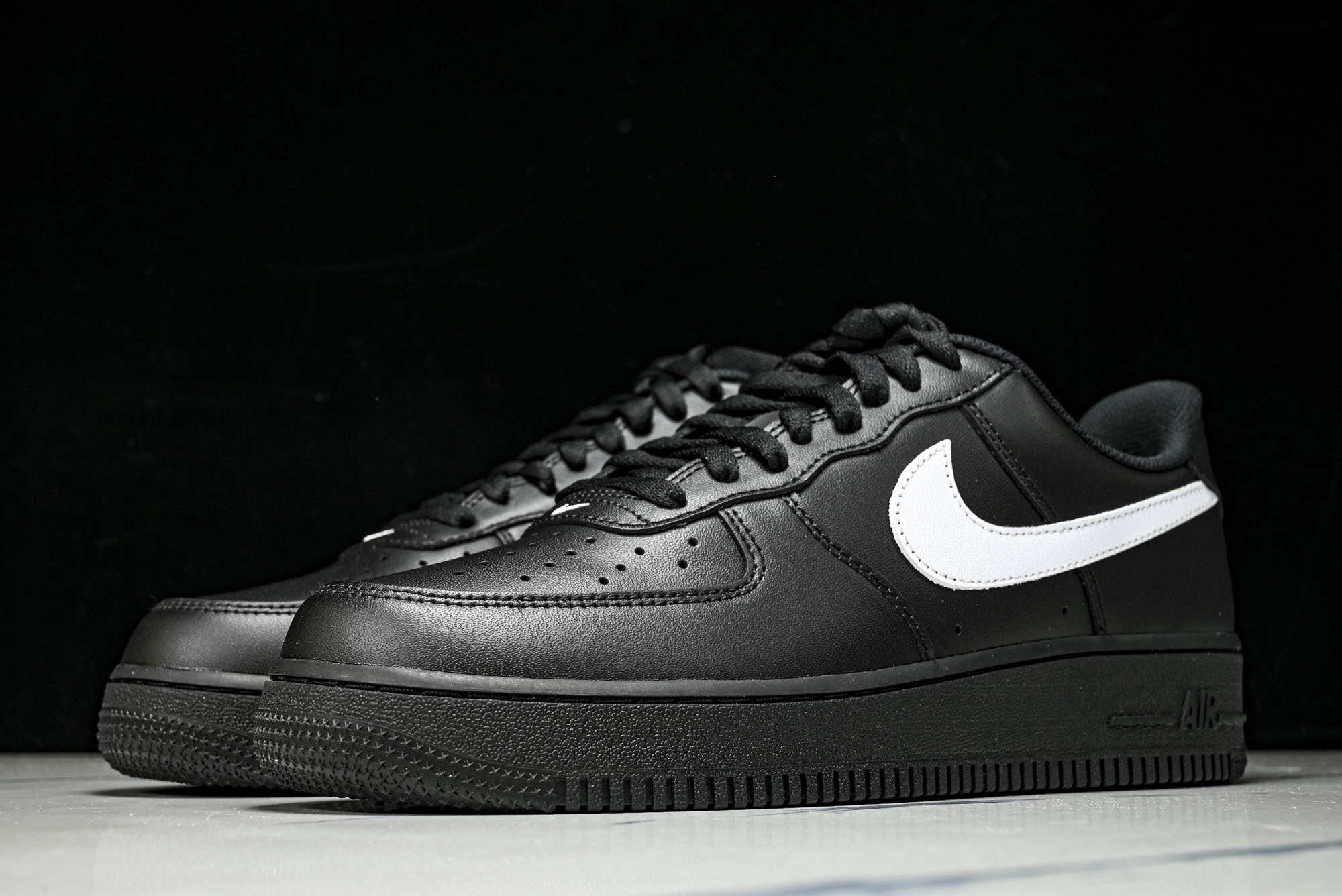 (MAX)Nk Air Force 1'07 Low 经典黑白勾 空军一号低帮休闲板鞋 FZ0627-0