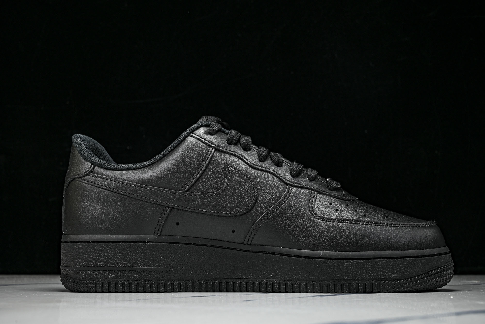 (MAX)NK Air Force 1 Low 07 AF1 全黑 CW2288 00135.5 36 