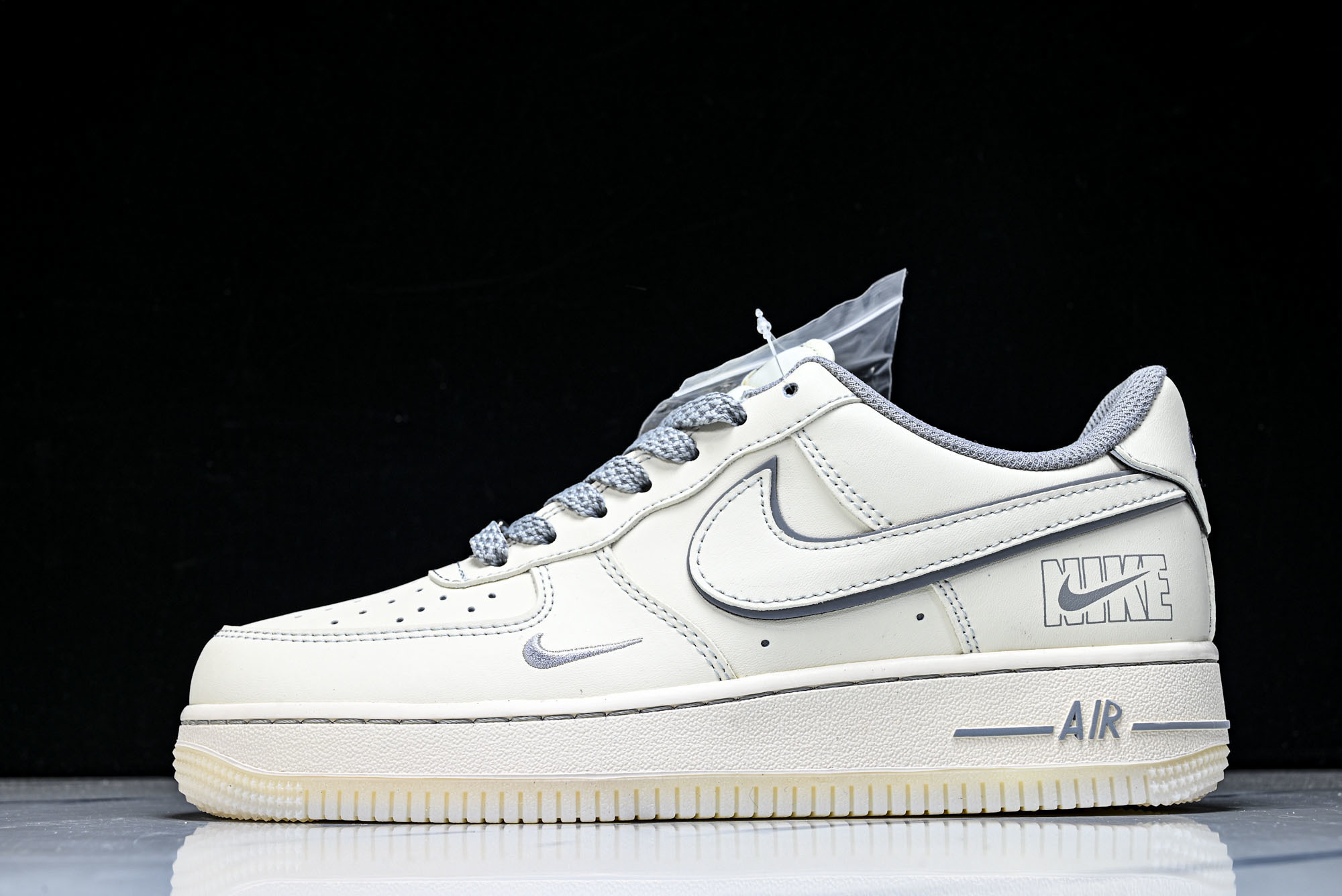 Nike Air Force 1'07 Low 联名 沙褐藏蓝 空军一号低帮休闲板鞋 SM6668-13