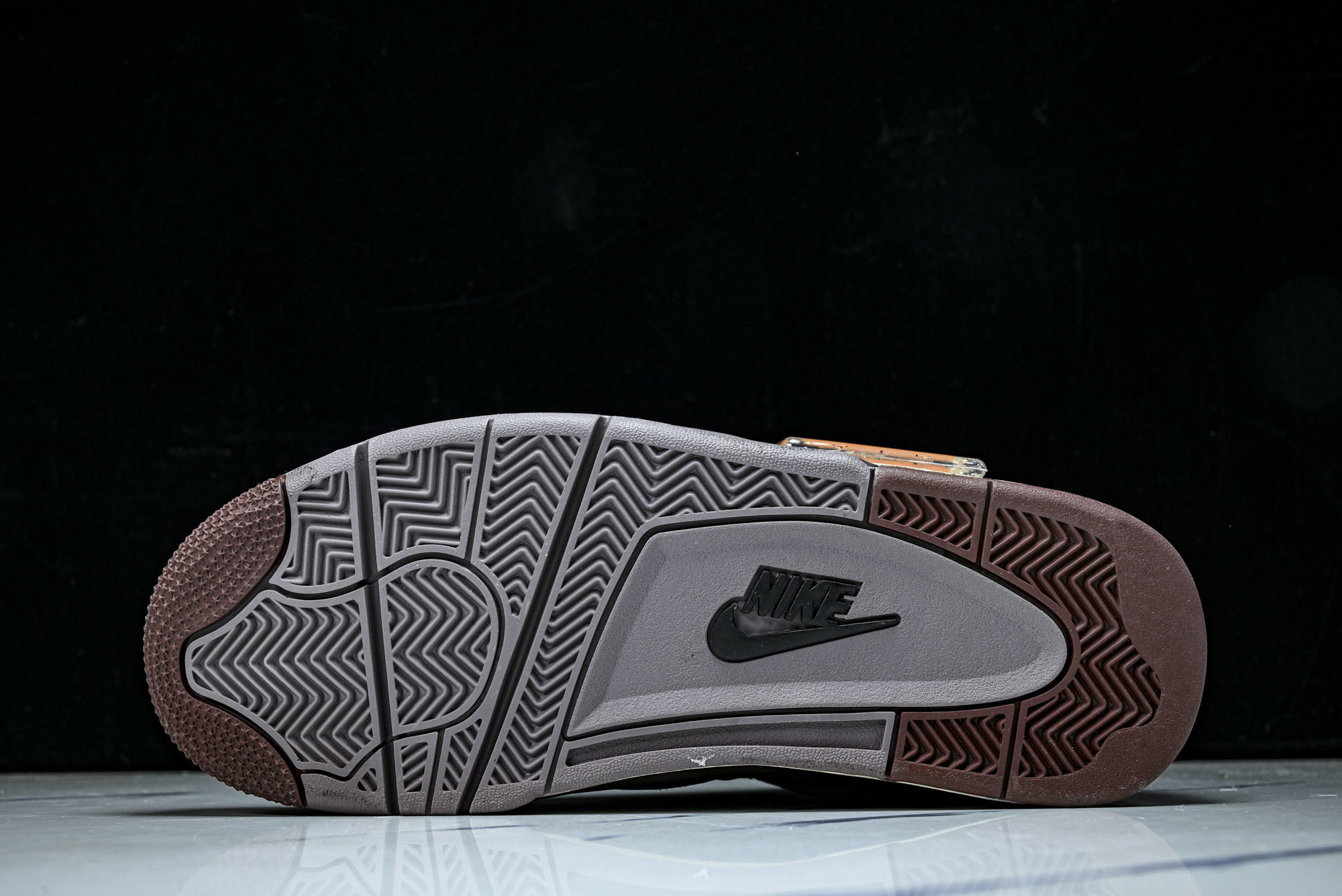 A Ma Maniere x Air Jordan 4 Rerto 