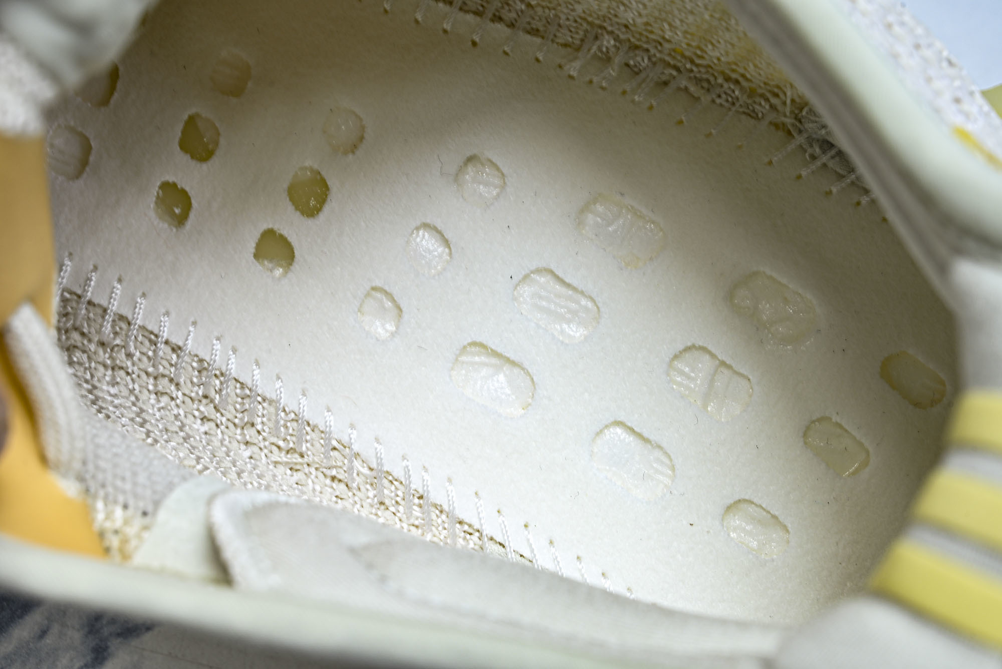 (PT.顶级版)Yeezy Boost 350 V2 Light“北极光”又称“变色龙”GY3438#开