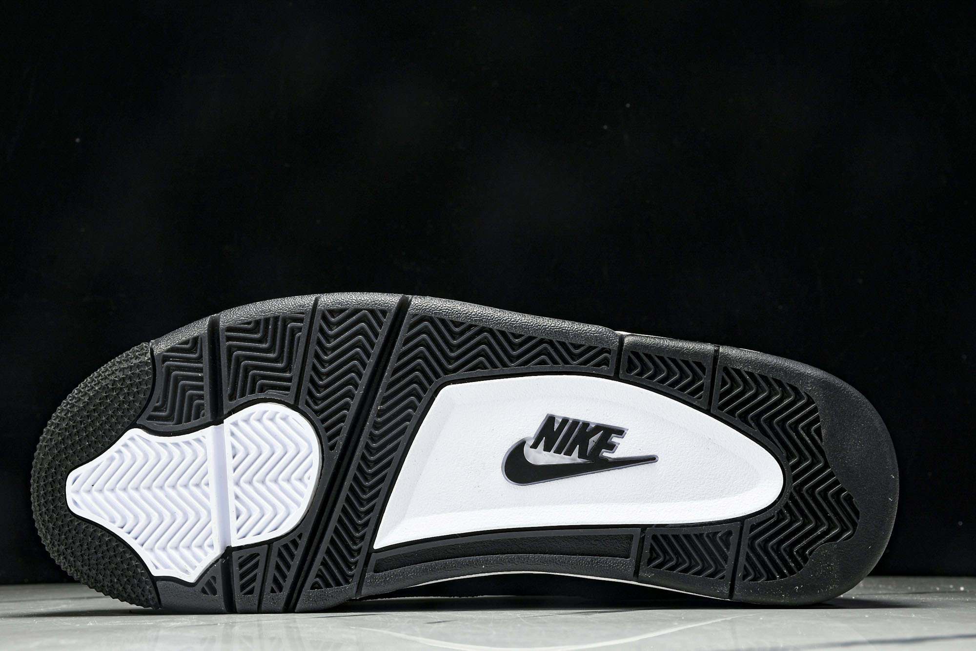 (OG原厂)Nigel Sylvester x Air Jordan 4 黑砖 HF4340-00140