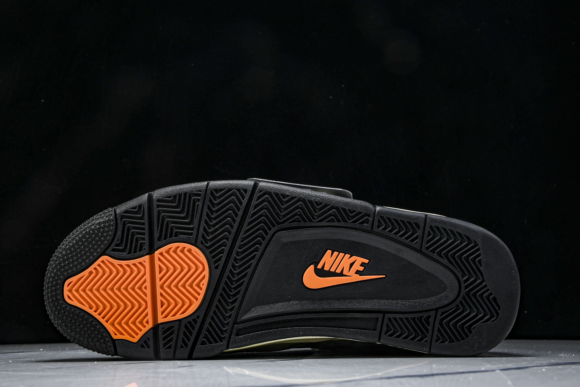 (OG原厂)Air Jordan 4 Retro OG SP Undefeated 军绿 IB1519-