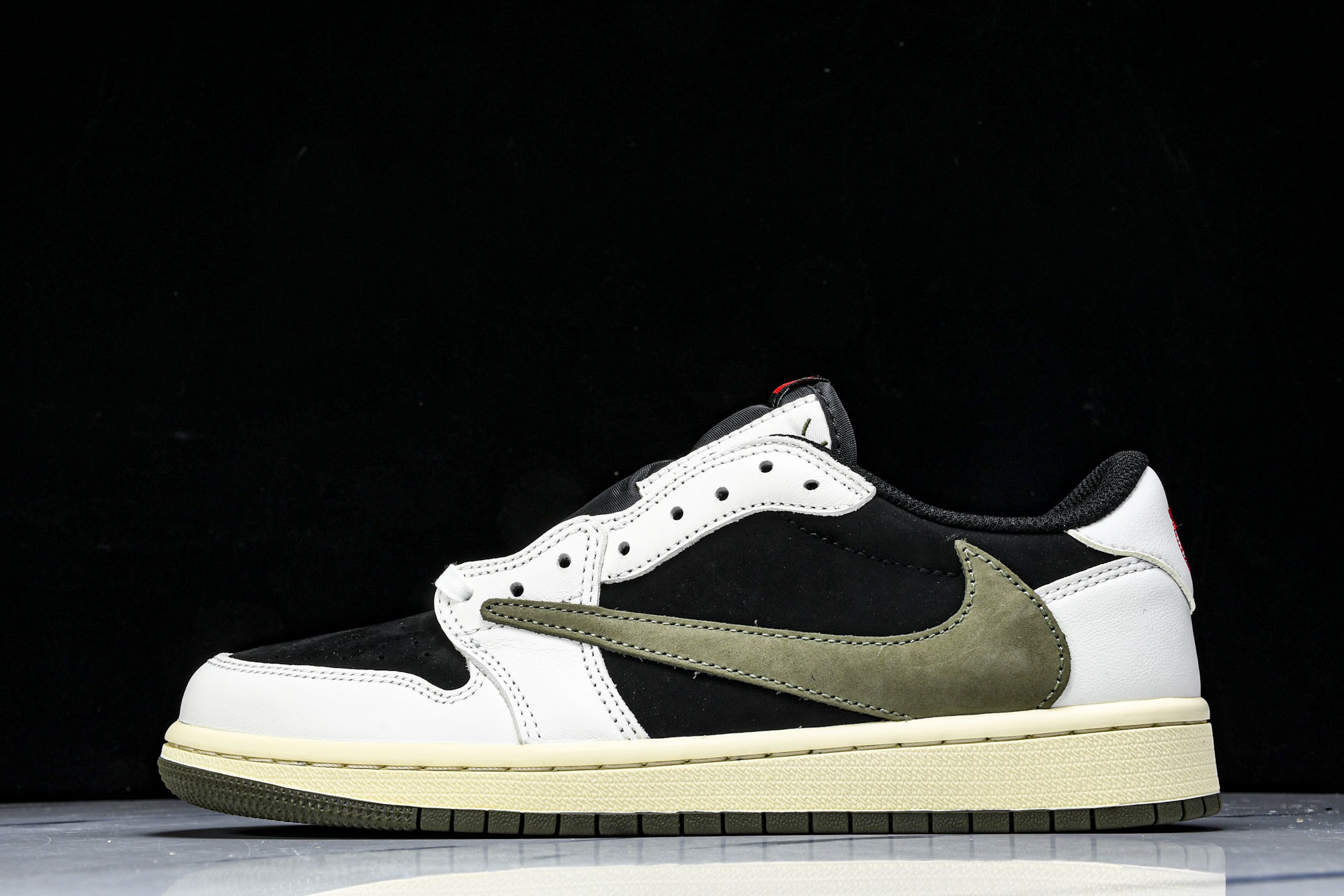 集合图(FQ)Travis Scott x Air Jordan 1 Low Golf NRG 低帮高尔