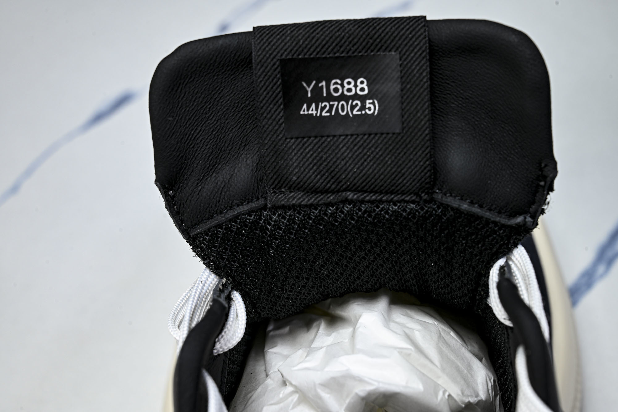 (PT.顶级版)Moncler盟可睐 春夏新品Trailgrip GTX男士运动鞋定制款，3-7天优先出