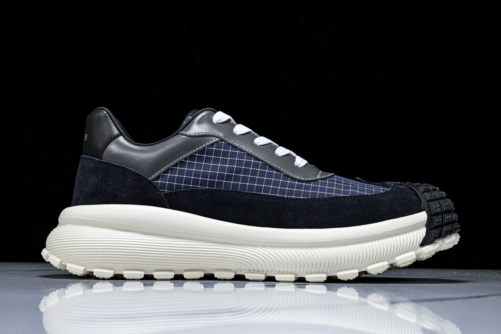 (PT.顶级版)Moncler盟可睐 春夏新品Trailgrip GTX男士运动鞋定制款，3-7天优先出