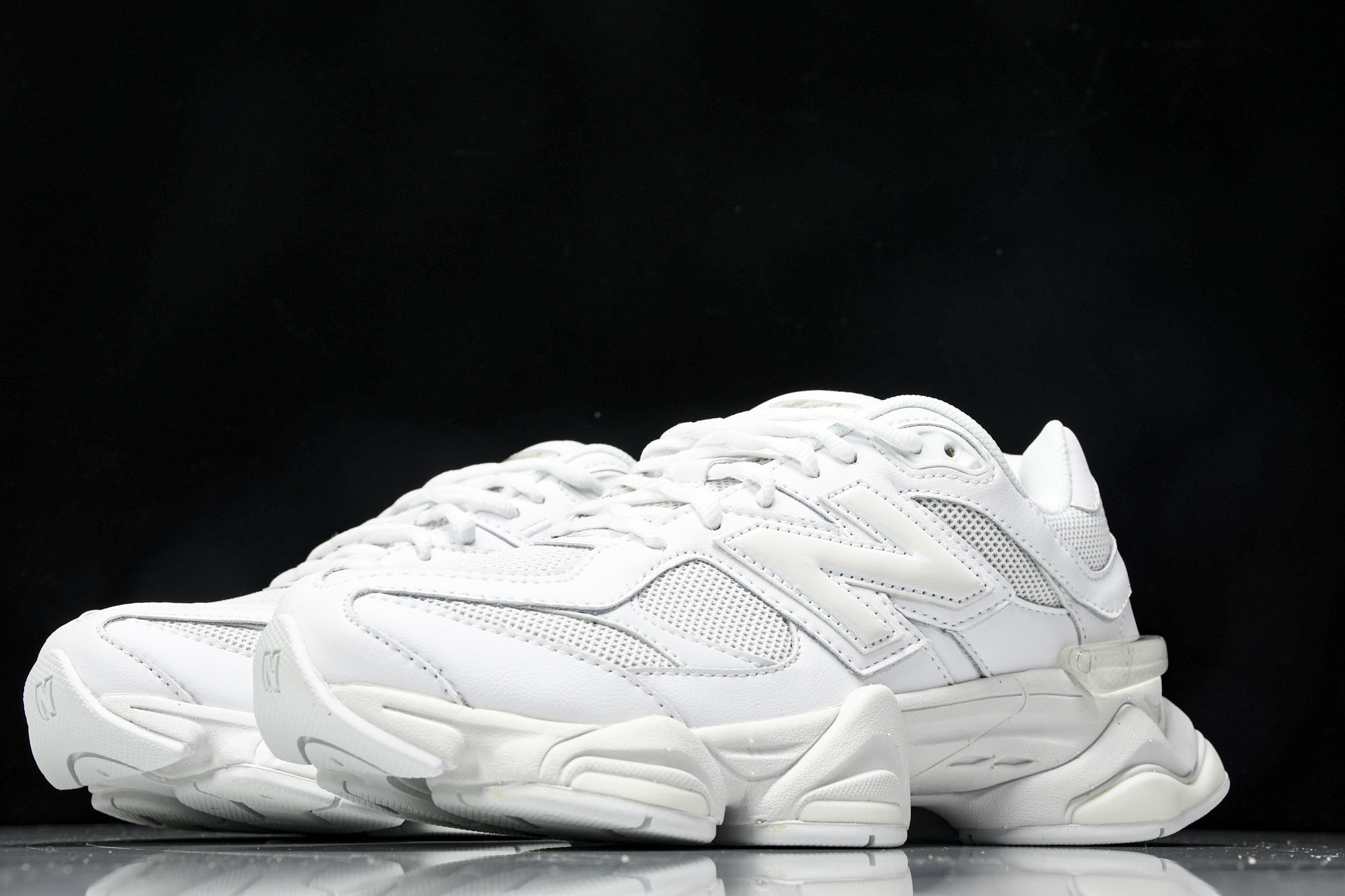 Joe Freshgoods x New Balance NB9060 复古休闲运动慢跑鞋 全白色 U9