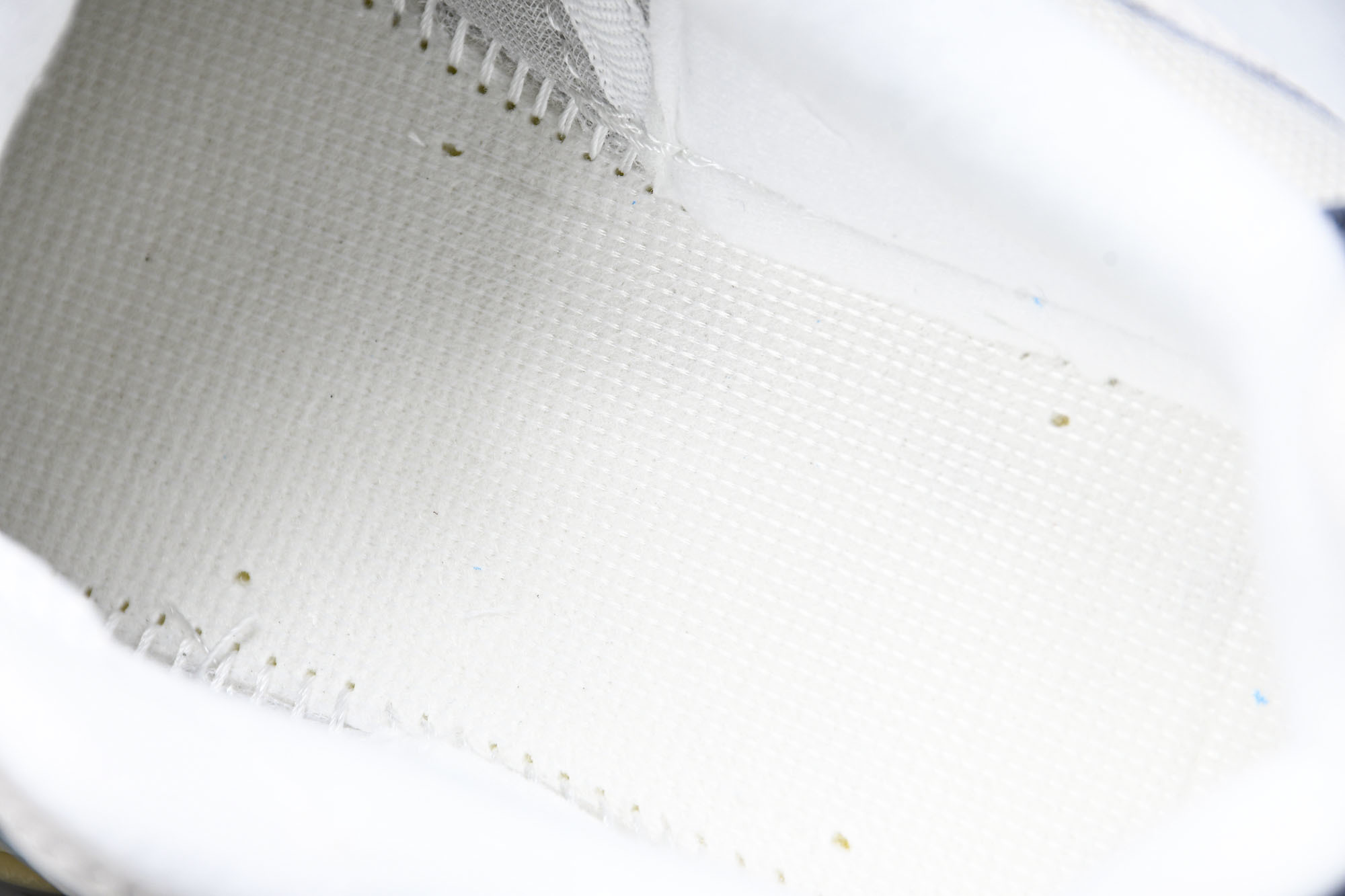 Joe Freshgoods x New Balance NB9060 复古休闲运动慢跑鞋 米白色 U9