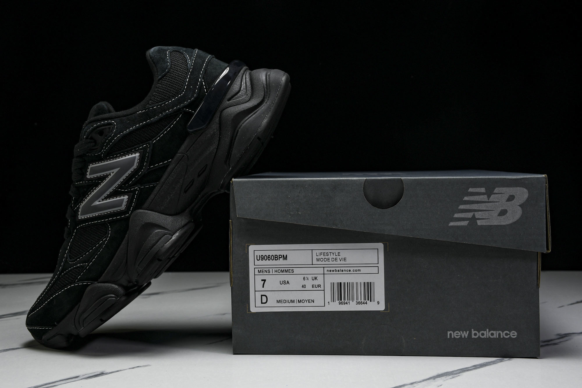 Joe Freshgoods x New Balance NB9060 复古休闲运动慢跑鞋 黑白线色 U