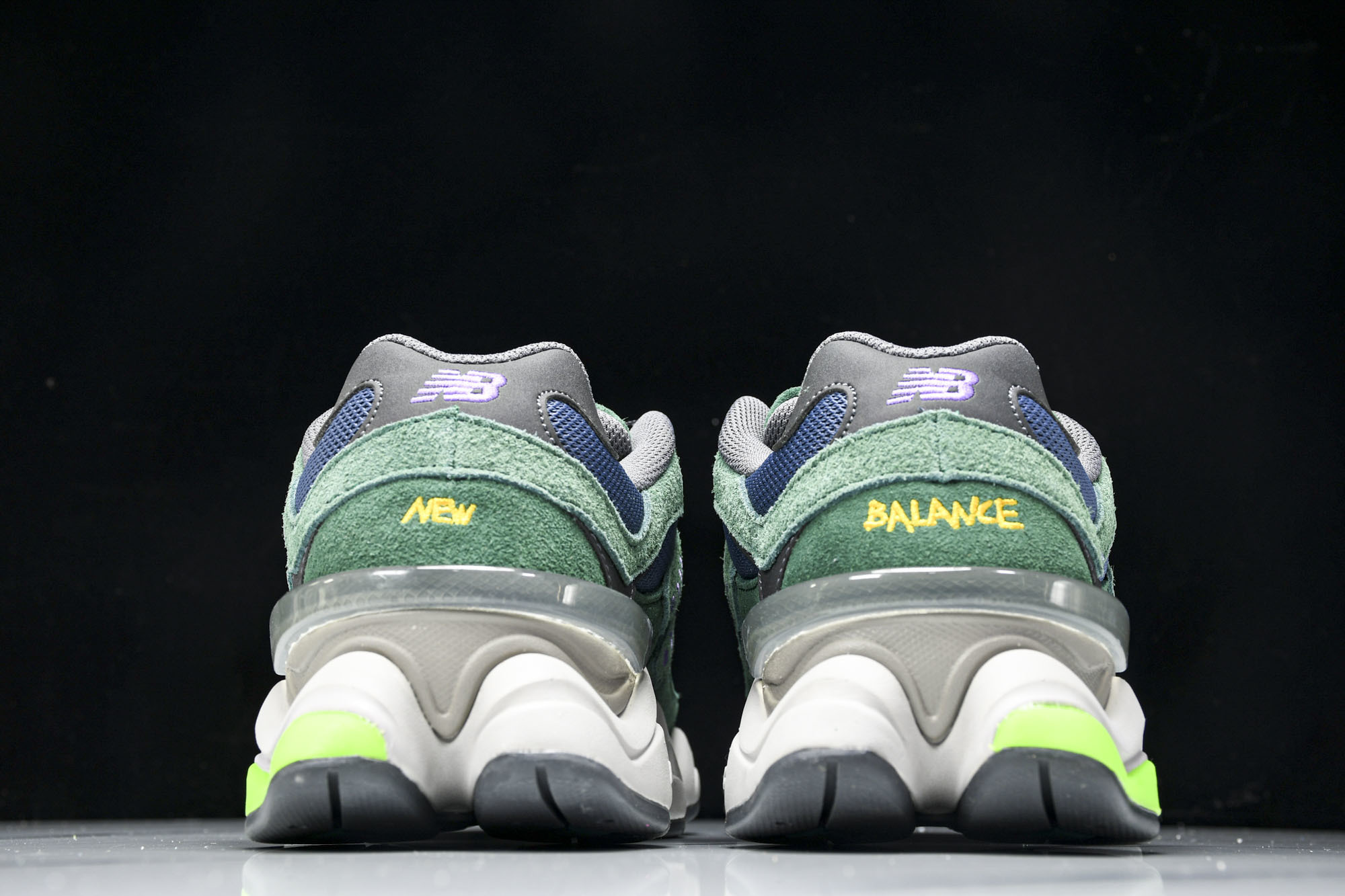 Joe Freshgoods x New Balance NB9060 复古休闲运动慢跑鞋 绿色 U90