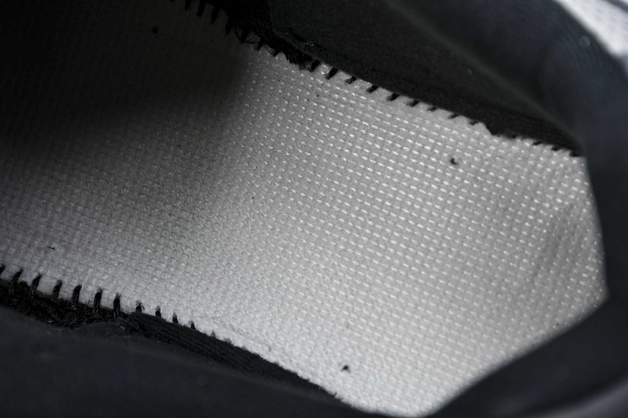 Joe Freshgoods x New Balance NB9060 复古休闲运动慢跑鞋 黑色 U90