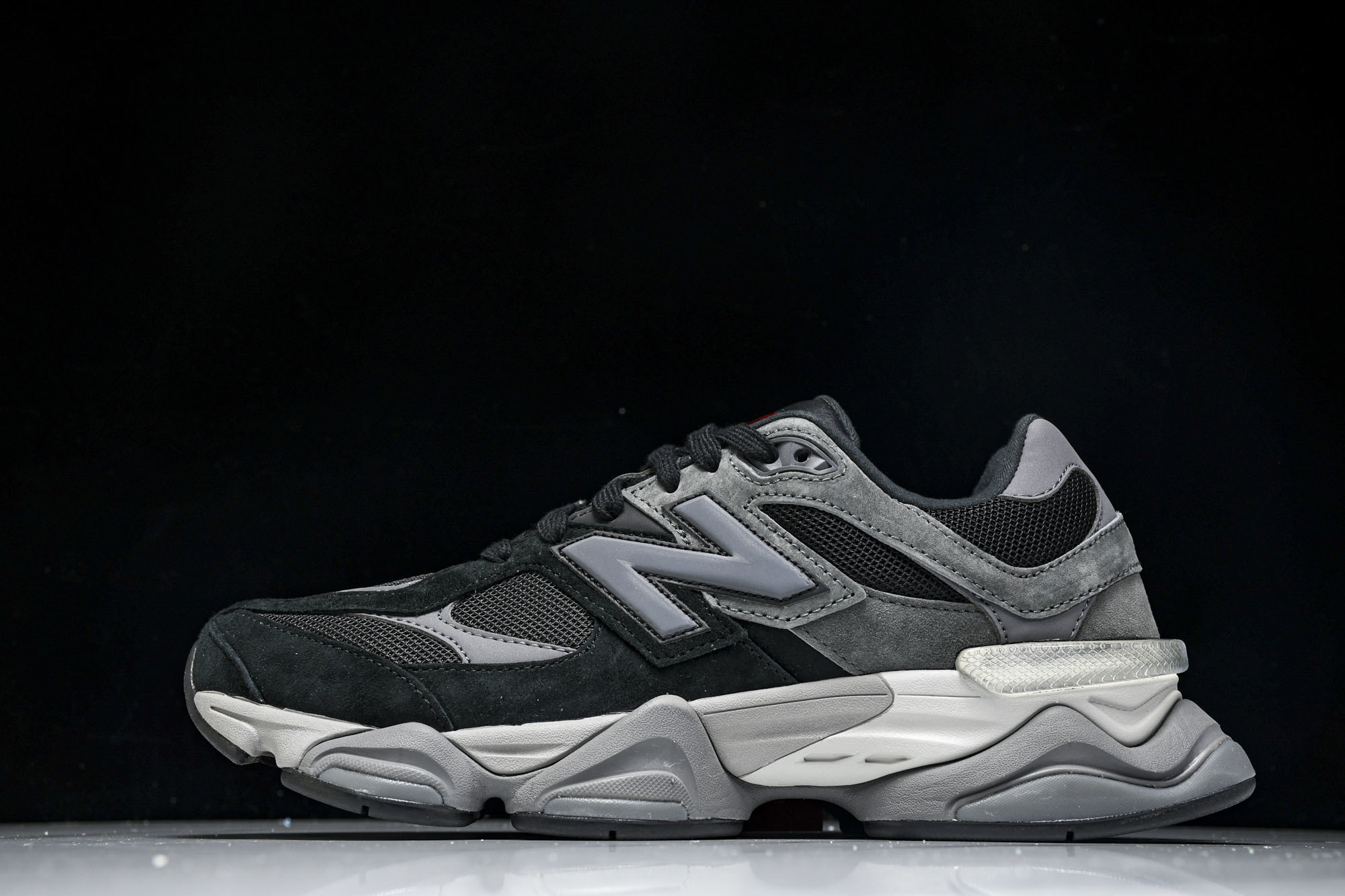 Joe Freshgoods x New Balance NB9060 复古休闲运动慢跑鞋 黑色 U90