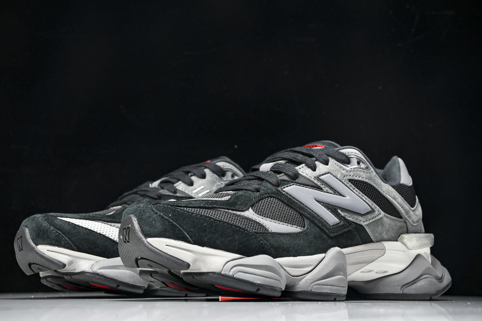 Joe Freshgoods x New Balance NB9060 复古休闲运动慢跑鞋 黑色 U90