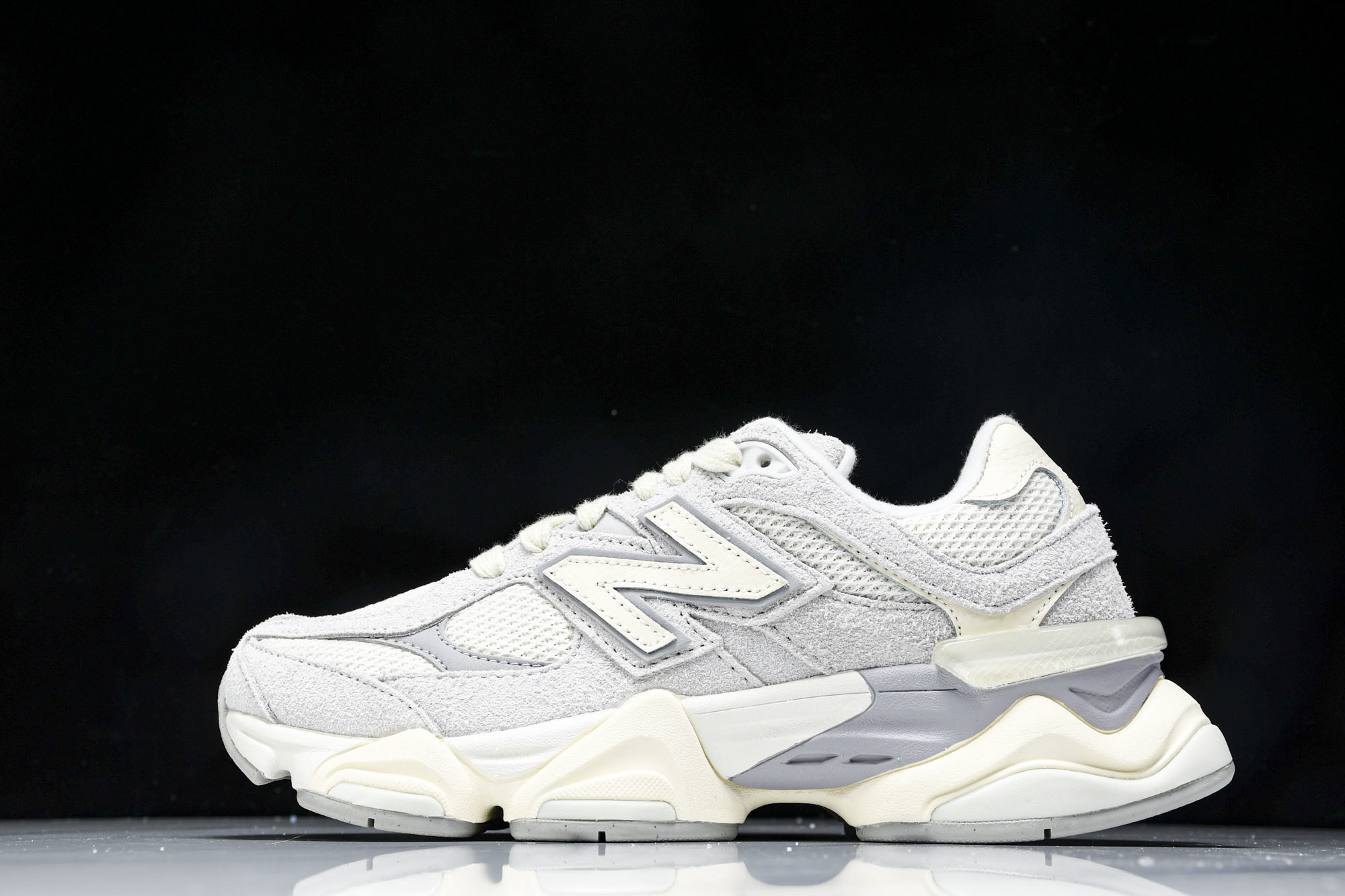 Joe Freshgoods x New Balance NB9060 复古休闲运动慢跑鞋 白灰白色 U