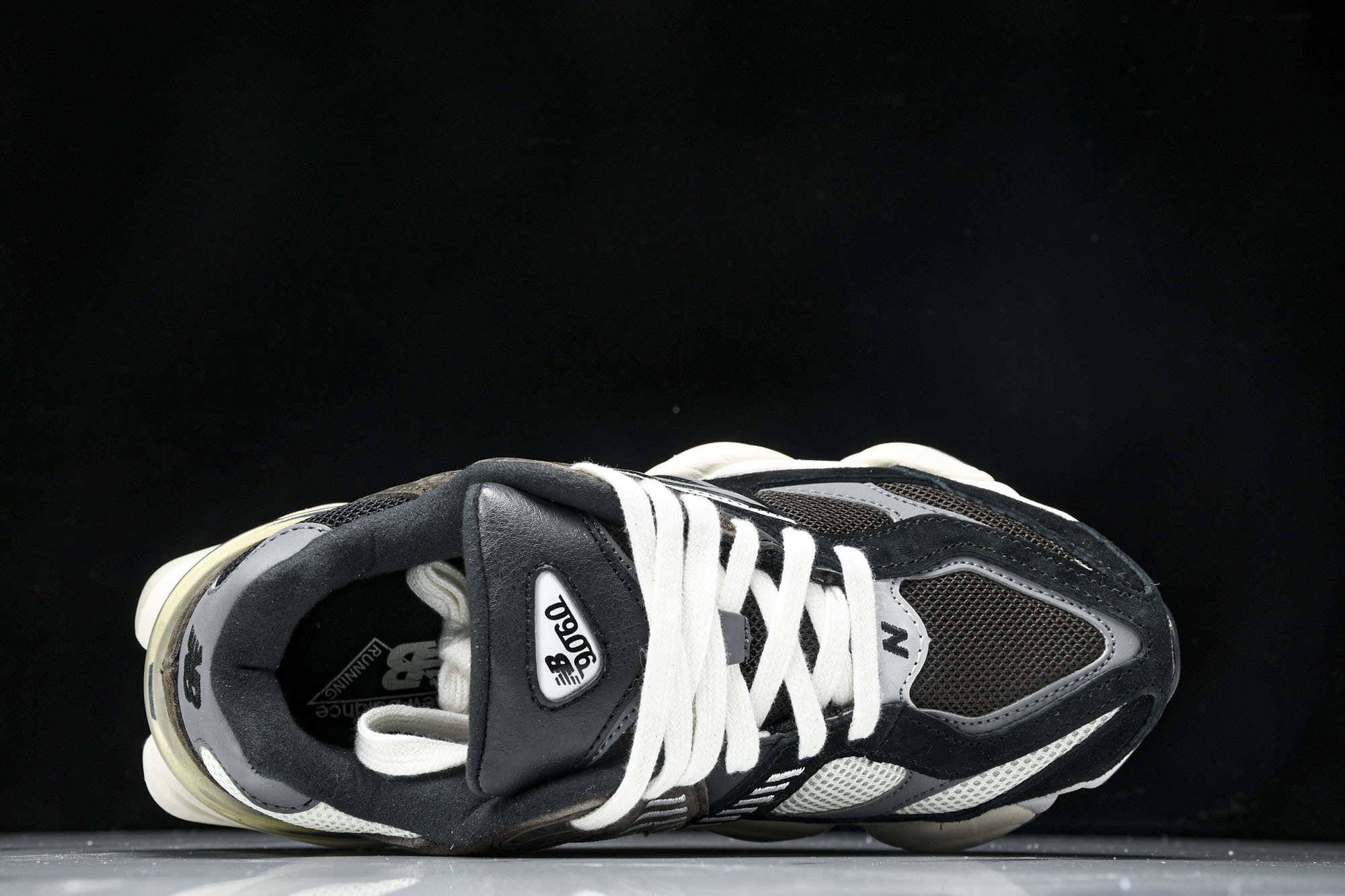 Joe Freshgoods x New Balance NB9060 复古休闲运动慢跑鞋 黑咖啡色 U