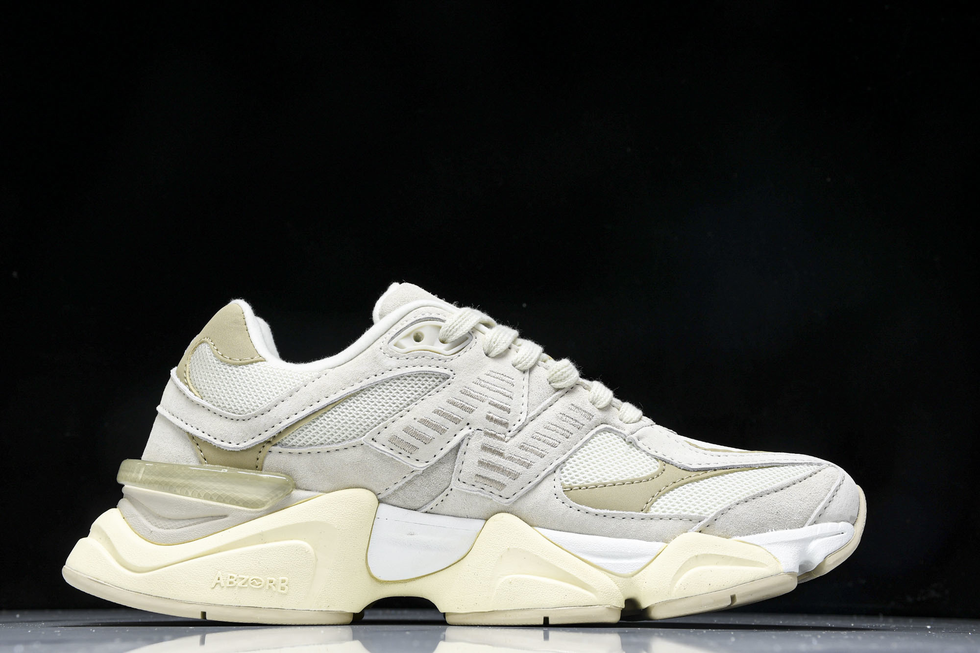 Joe Freshgoods x New Balance NB9060 复古休闲运动慢跑鞋 米色 U90