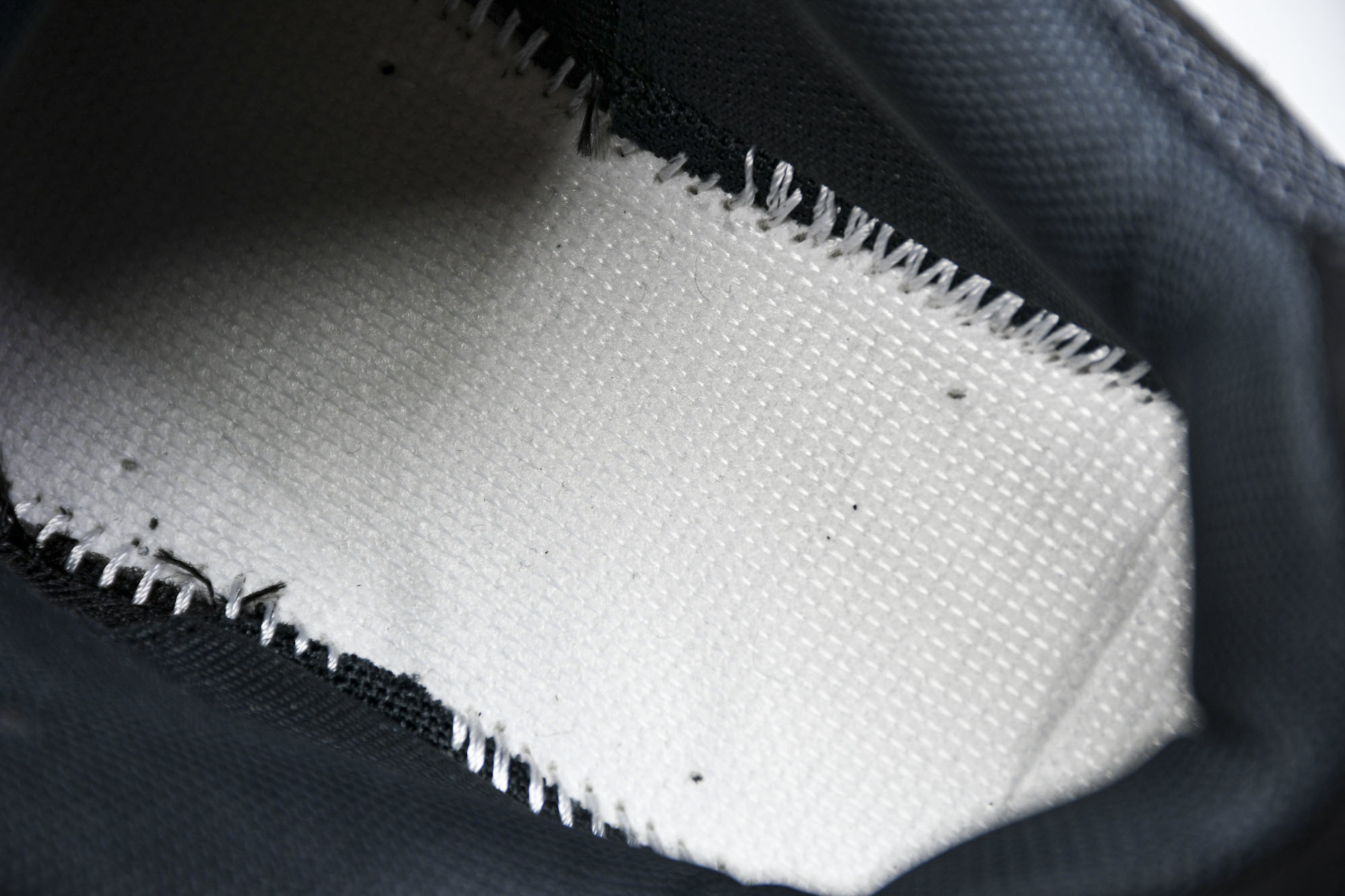 Joe Freshgoods x New Balance NB9060 复古休闲运动慢跑鞋 碳黑色 U9