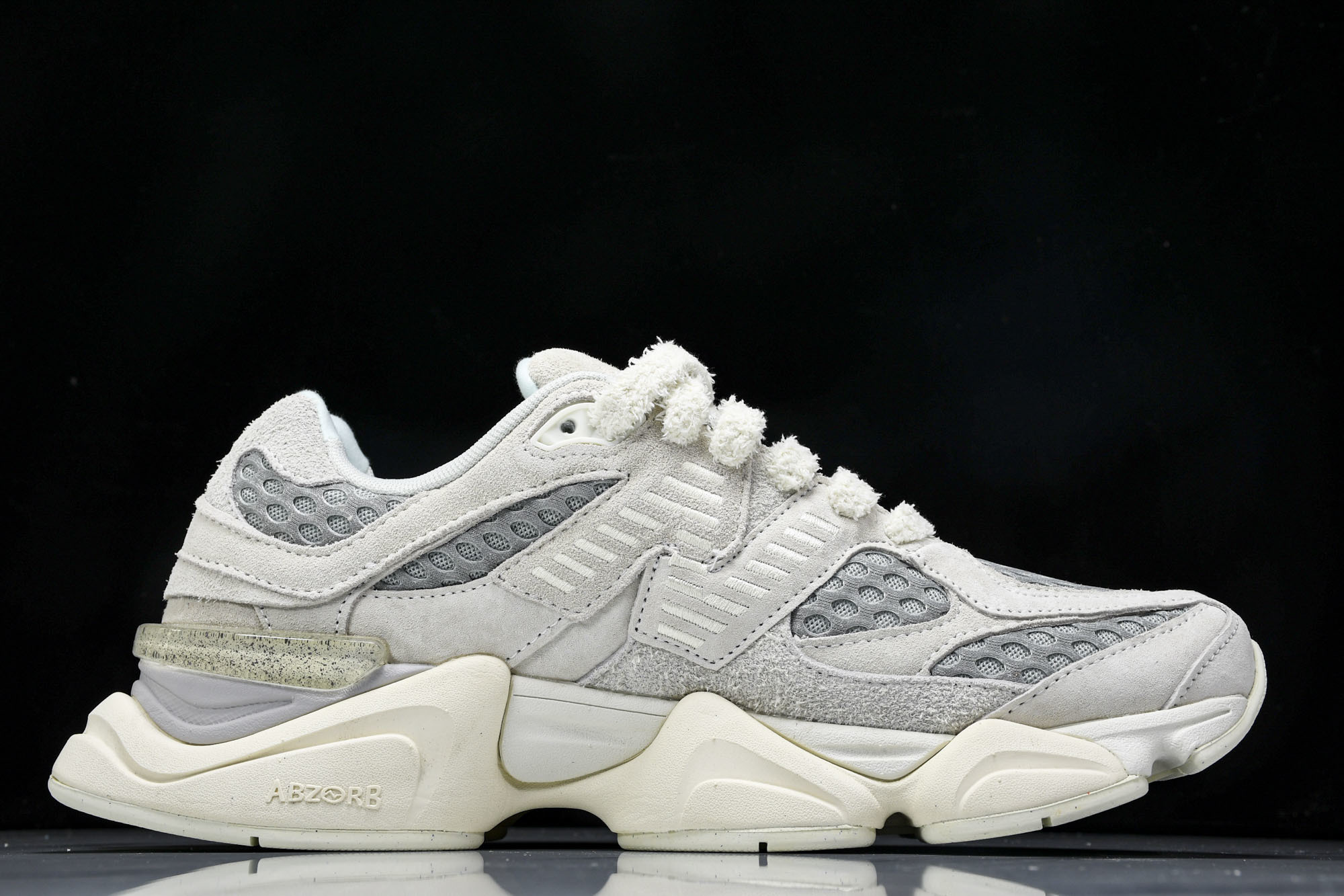 Joe Freshgoods x New Balance NB9060 复古休闲运动慢跑鞋 米绿色 U9