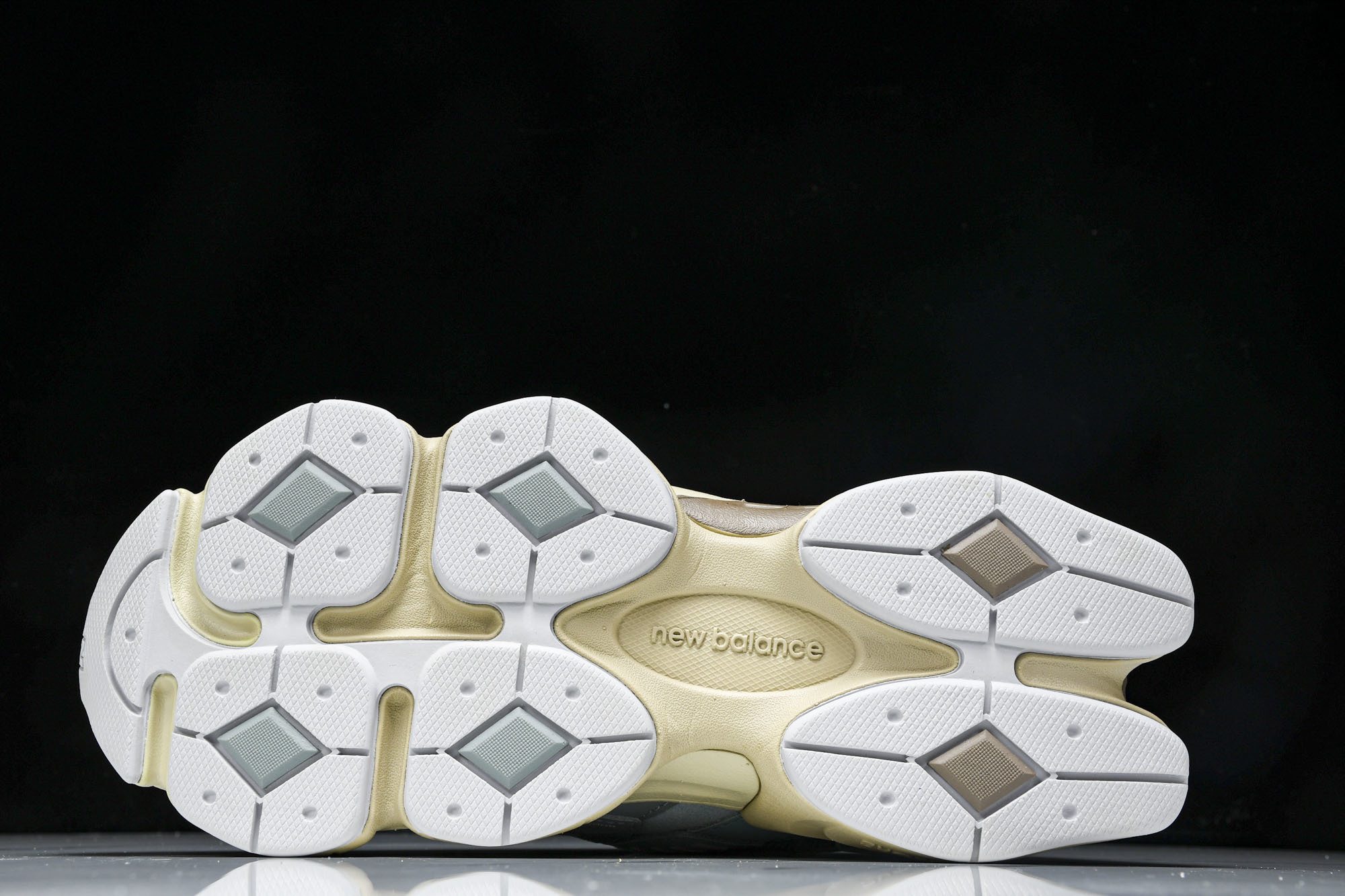 Joe Freshgoods x New Balance NB9060 复古休闲运动慢跑鞋 蓝色 U90