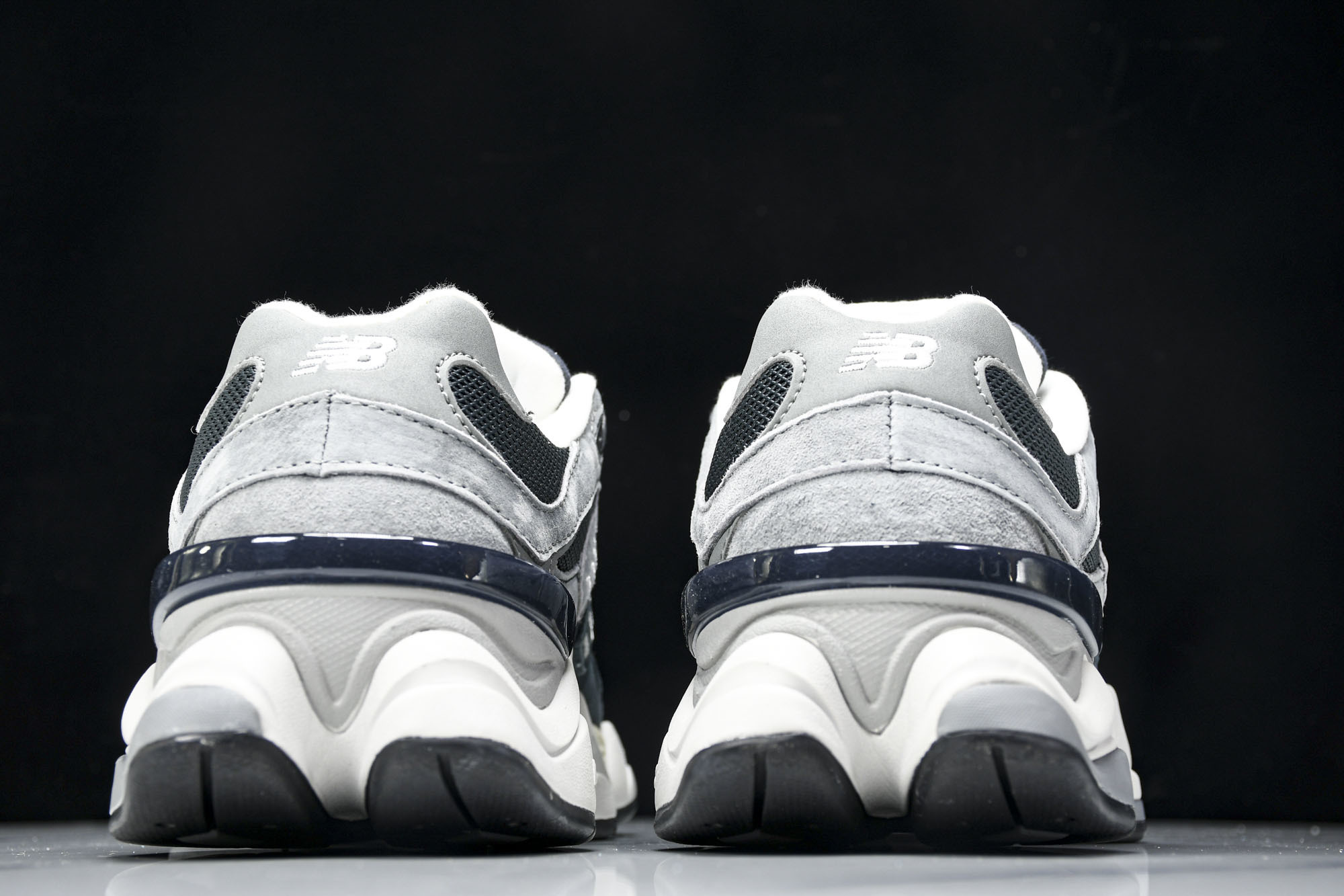 Joe Freshgoods x New Balance NB9060 复古休闲运动慢跑鞋 黑灰色 U9