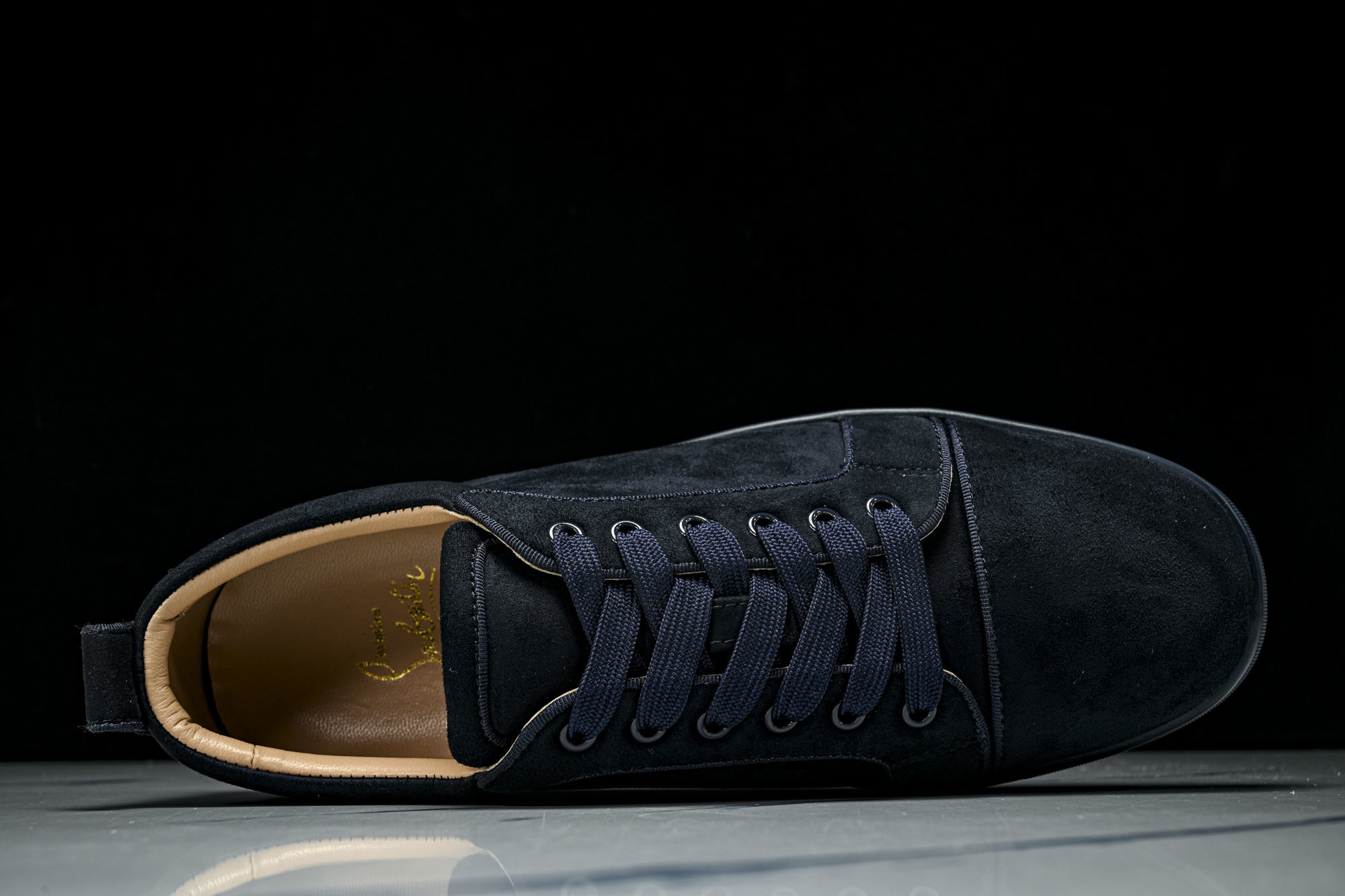 Christian Louboutin 2026新款CL男鞋低帮红底鞋水钻系带运动休闲板鞋莞产版 本法国