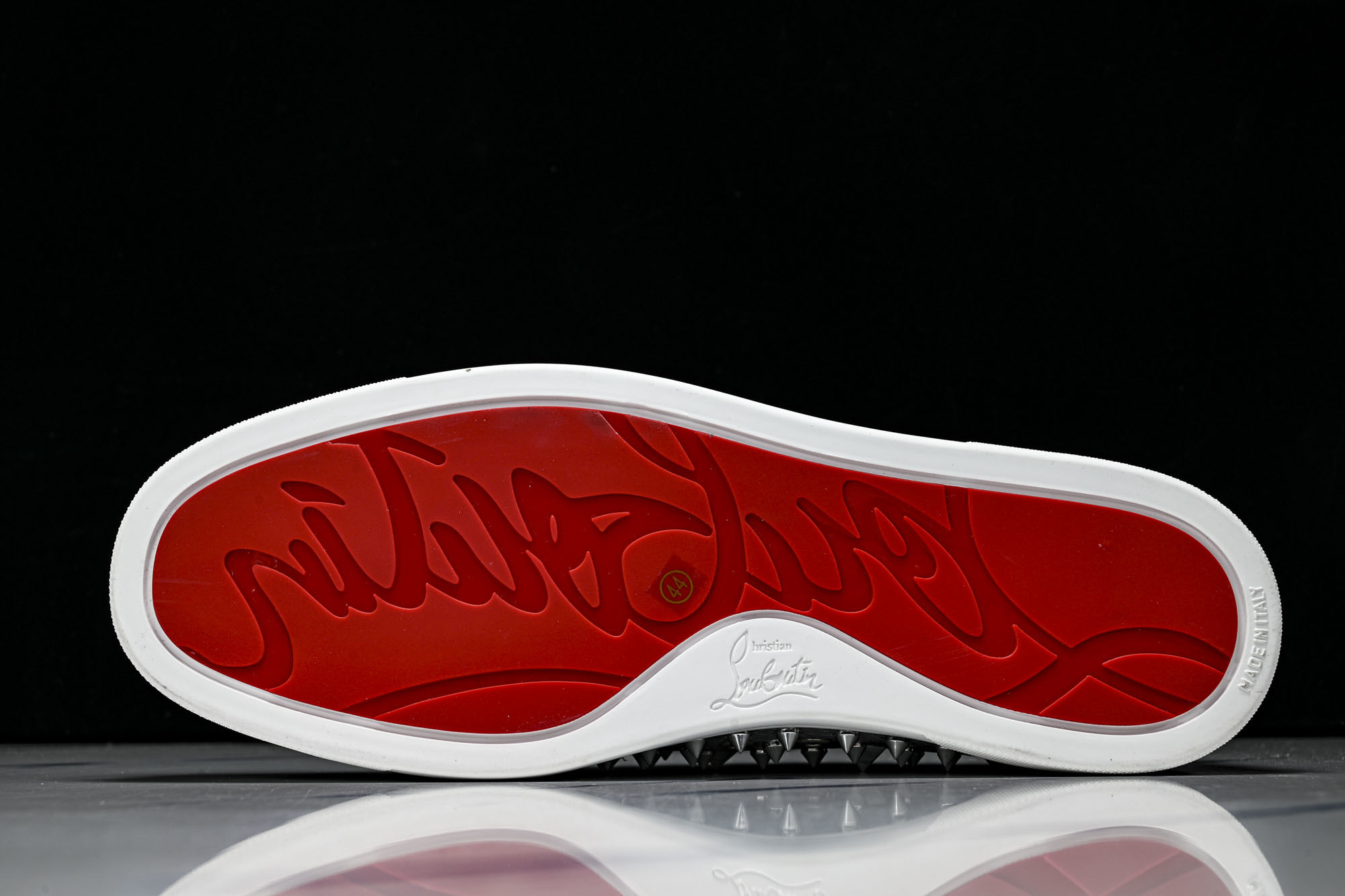 Christian Louboutin 2026新款CL男鞋低帮红底鞋水钻系带运动休闲板鞋莞产版 本法国