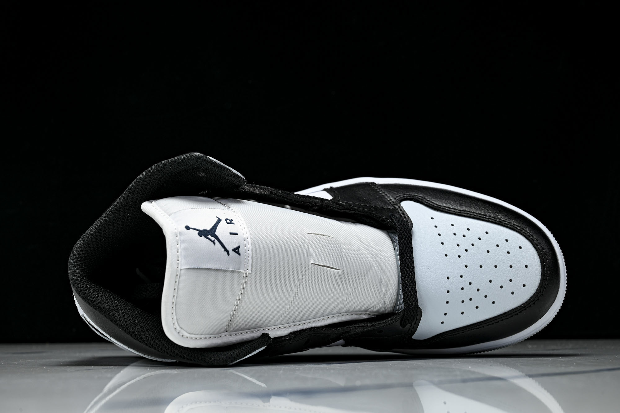 Air Jordan 1 Mid AJ1 乔1黑白灰 中帮文化休闲板鞋 DQ8426-00240 40.