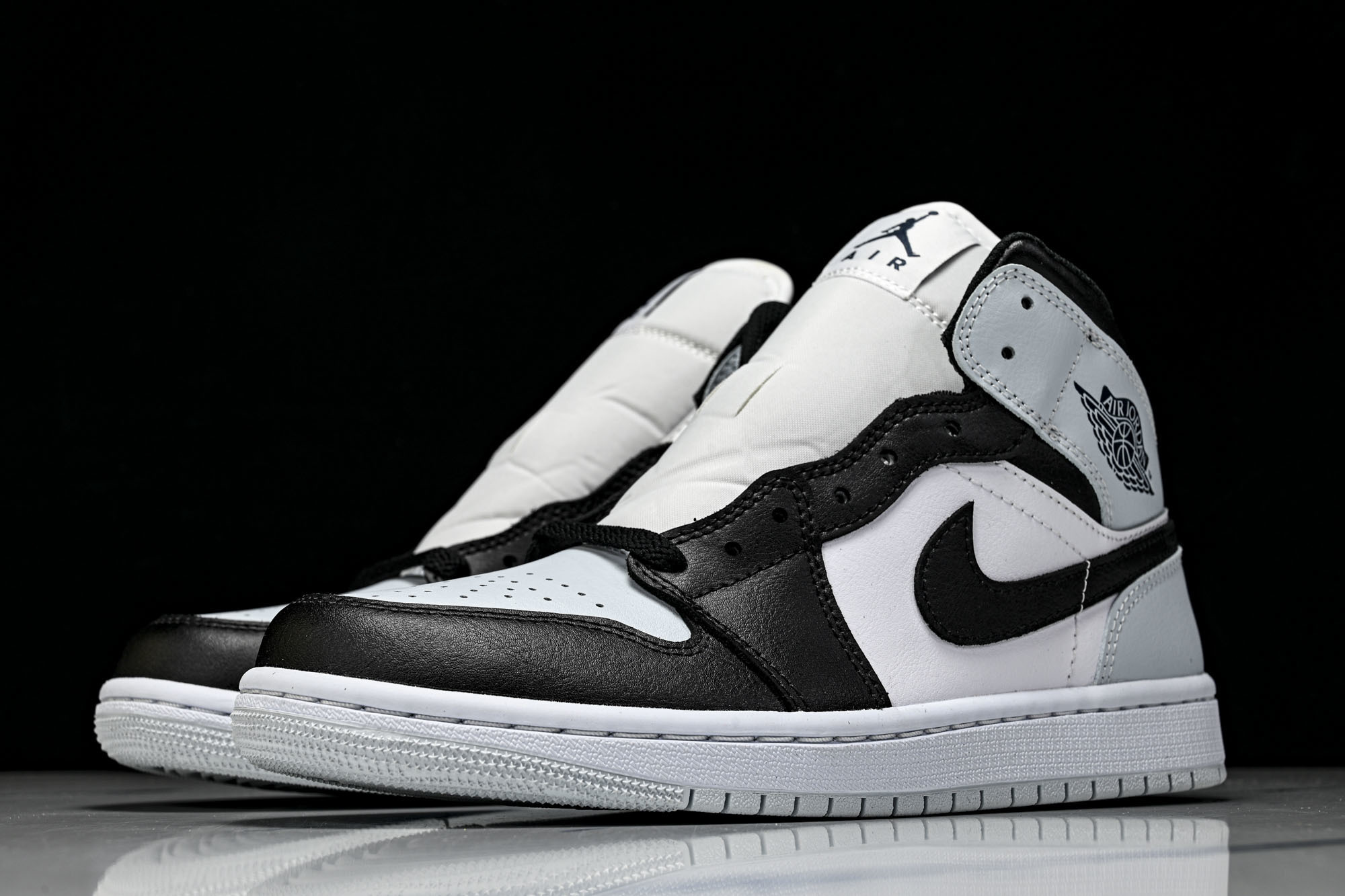 Air Jordan 1 Mid AJ1 乔1黑白灰 中帮文化休闲板鞋 DQ8426-00240 40.