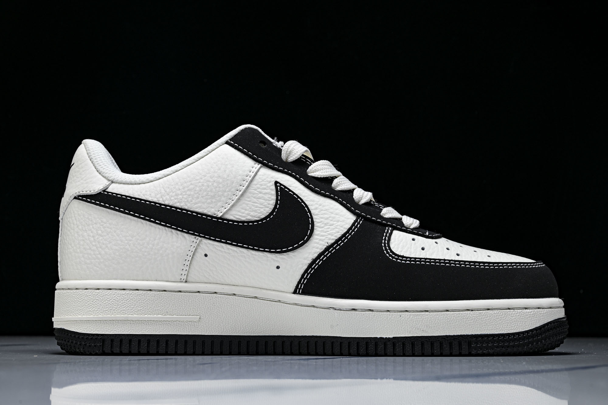Nike Air Force 1'07 Low 极简撞色 空军一号低帮休闲板鞋 MM3399-82136