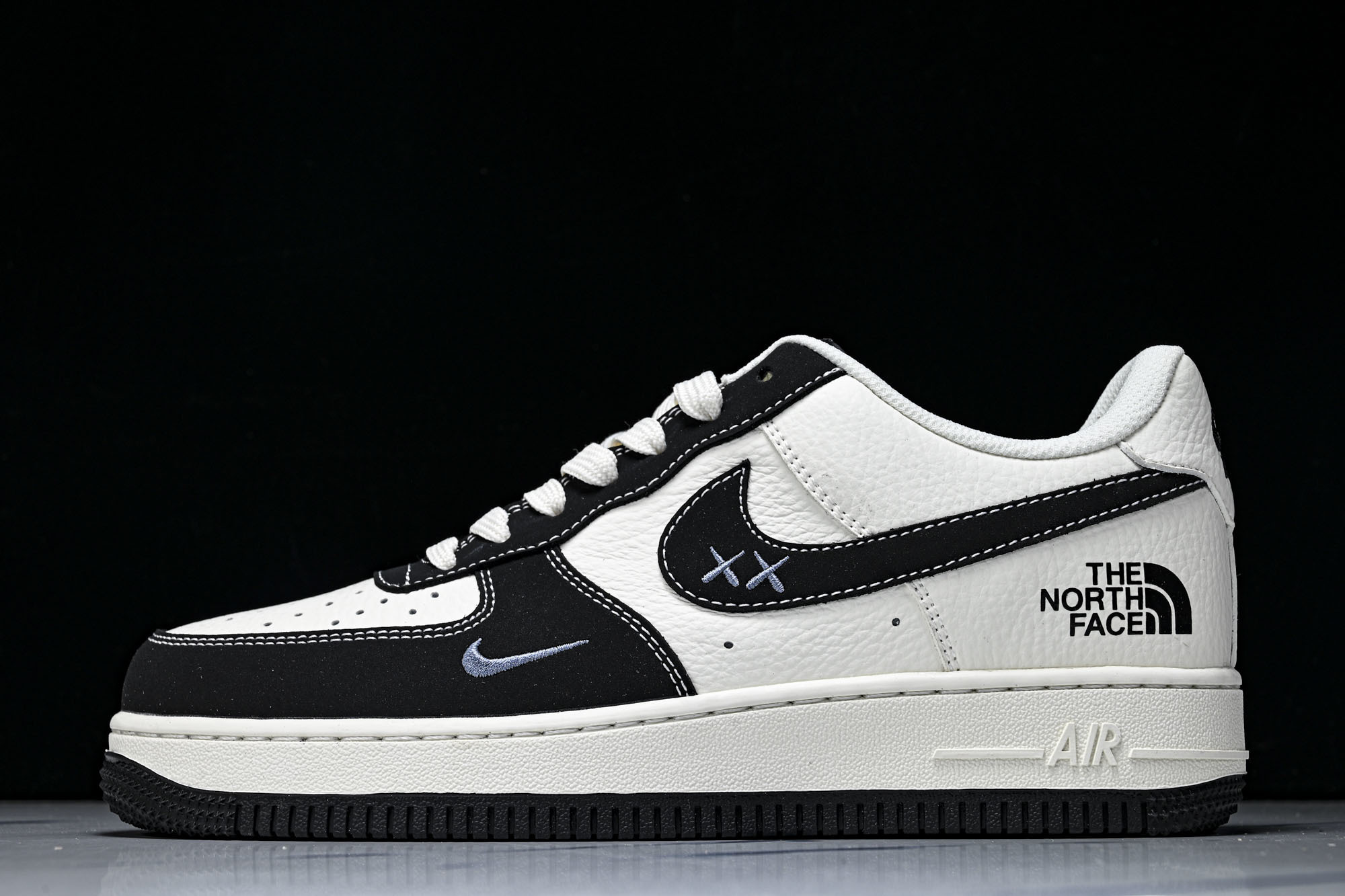 Nike Air Force 1'07 Low 极简撞色 空军一号低帮休闲板鞋 MM3399-82136