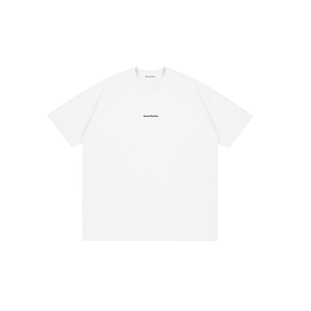 Acne Studios-早春短袖25SS系列,版型全新升级从面料、工艺都做了和以往更加不一样的设计,欧美版型既不失时尚又不挑人 绝绝子,添加索罗娜材料,亲肤性好,吸汗透气,触感柔软细腻,穿着舒适无束缚感!工艺字母印花,上身简约潮流大方,男女🉑同款! 颜色:黑色/白色/蓝色/杏色 码数:S/M/L/XL 价格P68