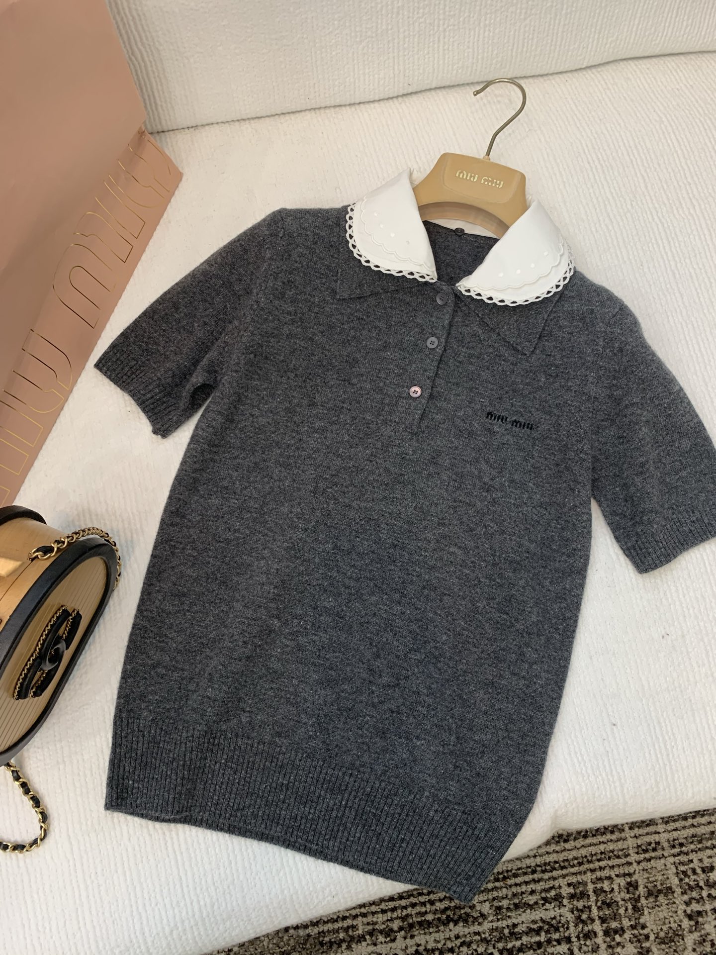 미우미우 여성 반팔 135362 Miu Miu T Shirt 썸네일 이미지