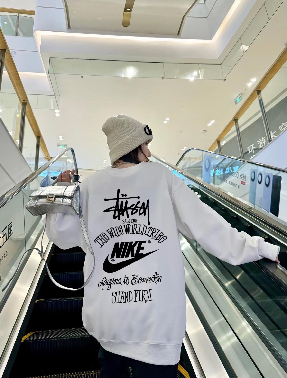 High-End Winter Velvet: Stussy x Nike Collaboration Summary - 图片 3