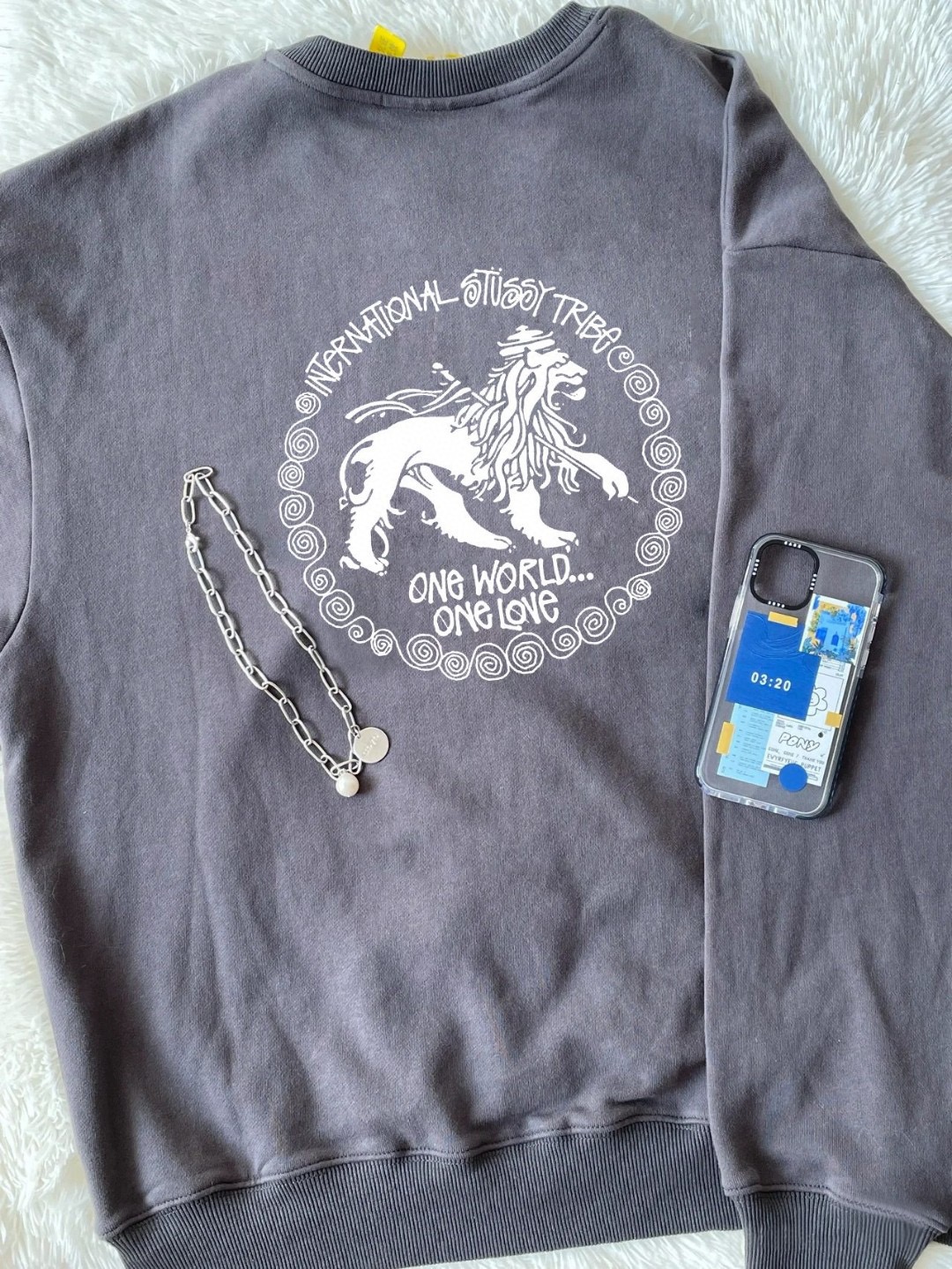 Stylish Silver Velvet Coat with Custom Details for Fall Fashion in M-XXL Sizes - 图片 8