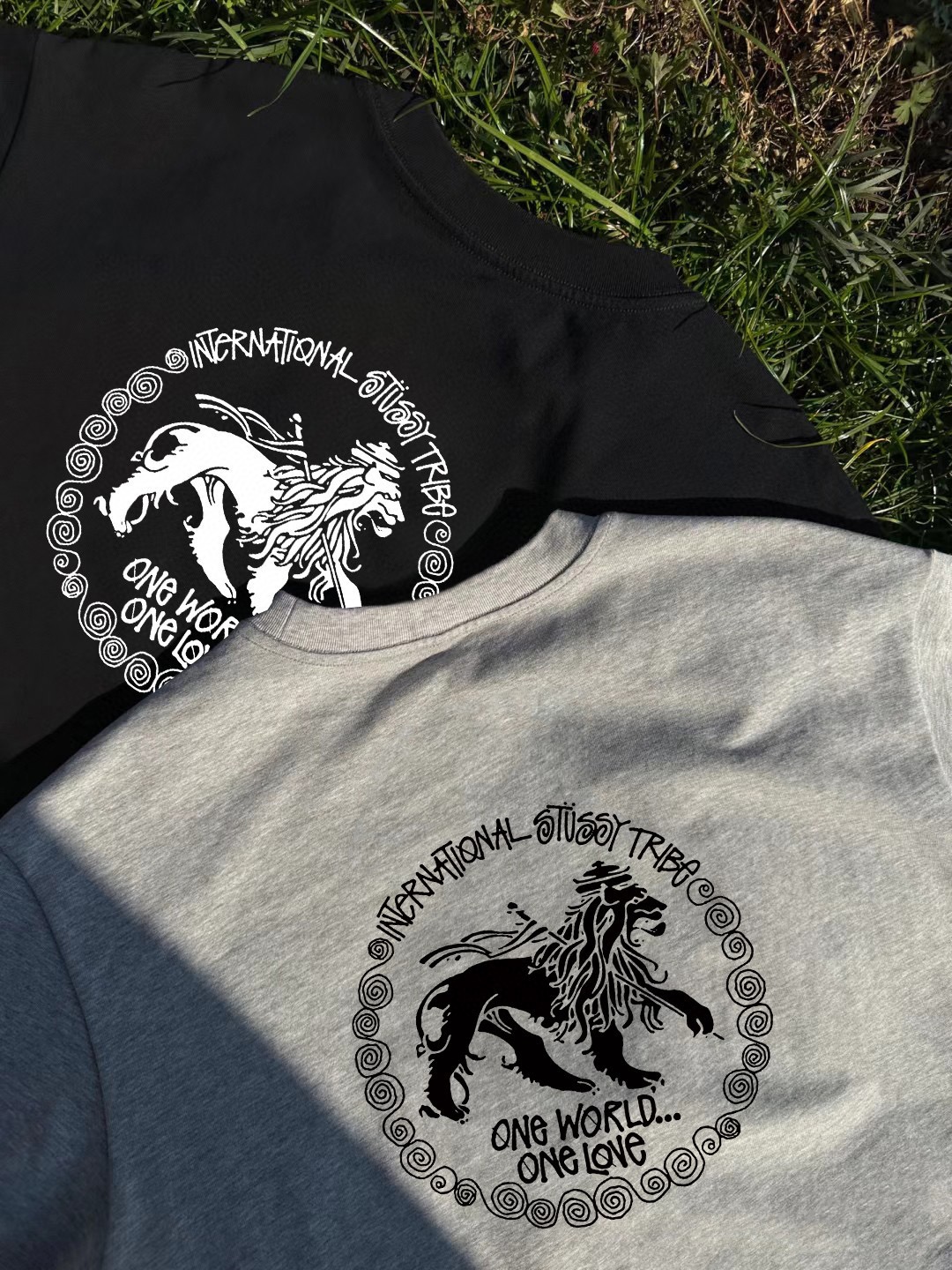 Stylish Silver Velvet Coat with Custom Details for Fall Fashion in M-XXL Sizes - 图片 9