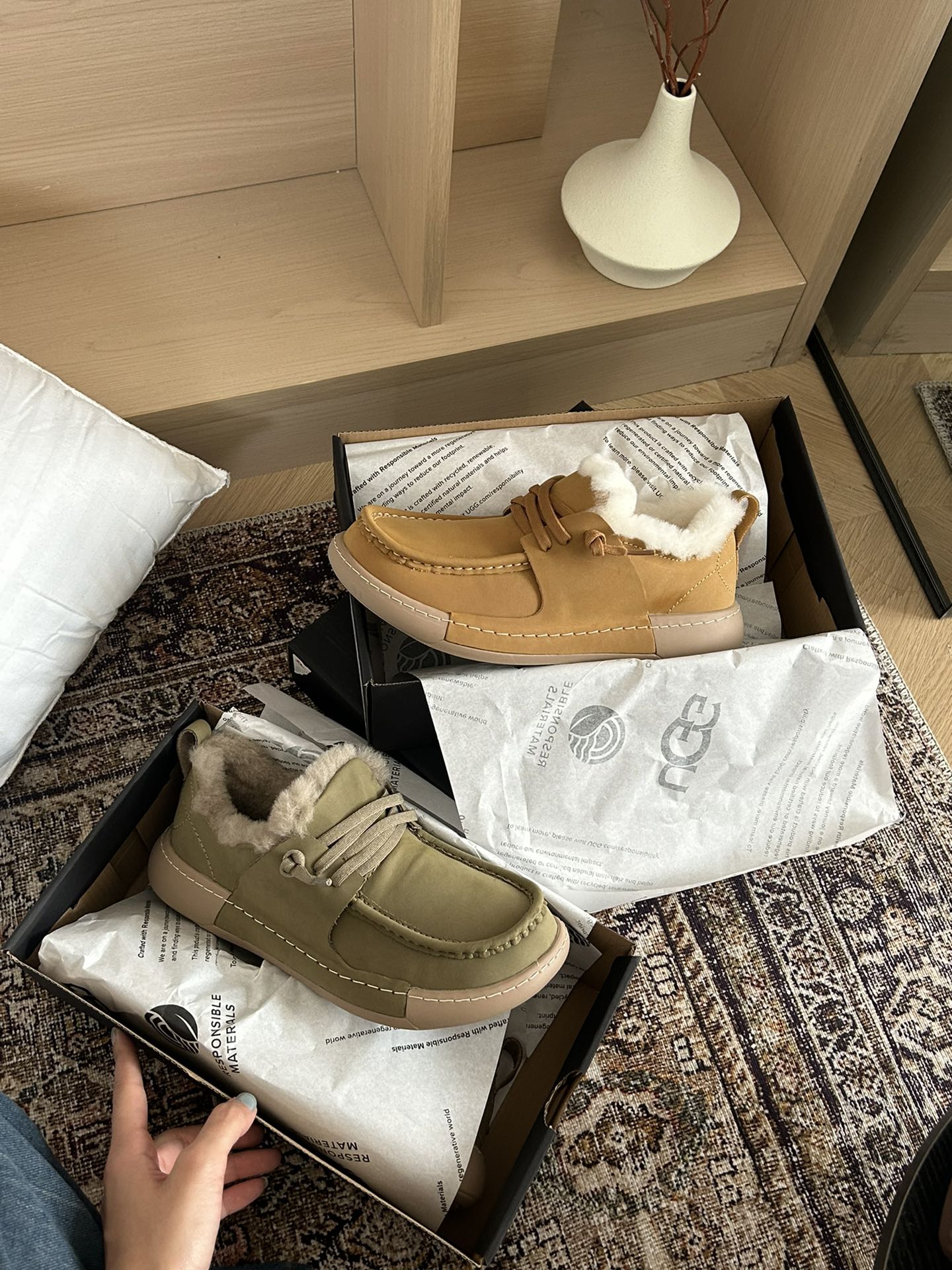 双11预热特惠🔥CX专供 独家纯原 【UGG】原价xx 男士吐司 🔥ugg新款男款方糖吐司休闲男鞋,牛皮袋鼠工装鞋,真皮真毛简约帅气! 两色:栗色.绿色