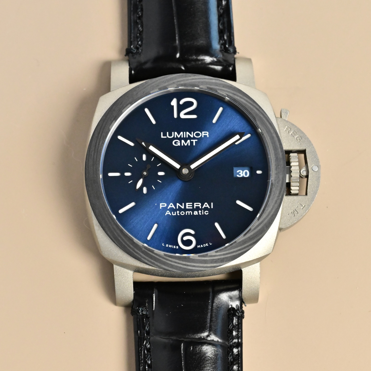 Panerai Luminor GMT steel case, black bezel, blue dial, black strap 44mm Men's Automatic