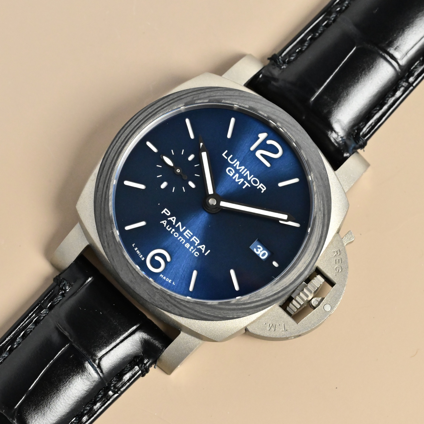 Panerai Luminor GMT steel case, black bezel, blue dial, black strap 44mm Men's Automatic