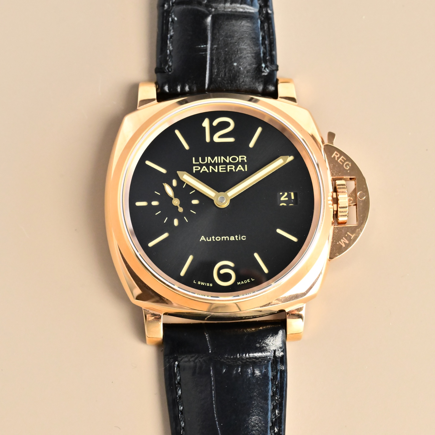 Panerai Luminor 1950 3 Days Automatic rose gold case, black bezel, black dial, black leather strap 44mm Men's Automatic