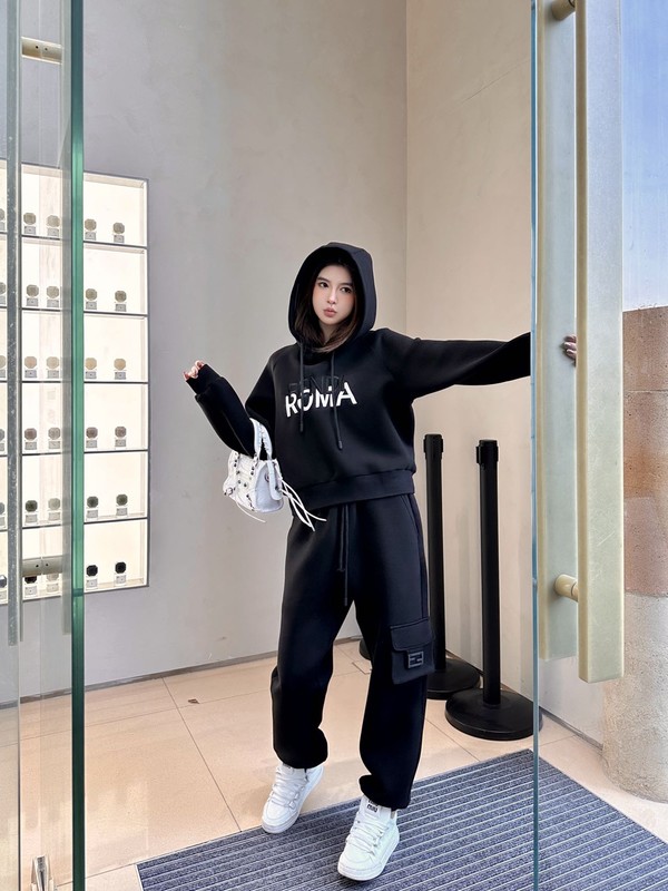 Dior Clothing Pants & Trousers Sweatshirts Two Piece Outfits & Matching Sets White Embroidery Hooded Top